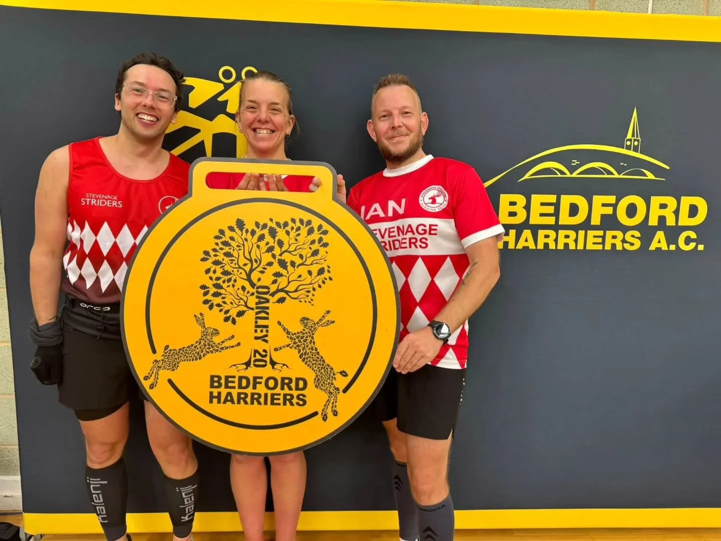 The @bedfordharriers Oakley 20, was a very undulating course around Bedfordshire.

First home was Chrissie Thomas in 2:58:14 securing a new 20 miler PB by 45 minutes. 

Next was Ben Ward in 2:58:54 &ldquo;I had a strong run at the Oakley 20-mile race