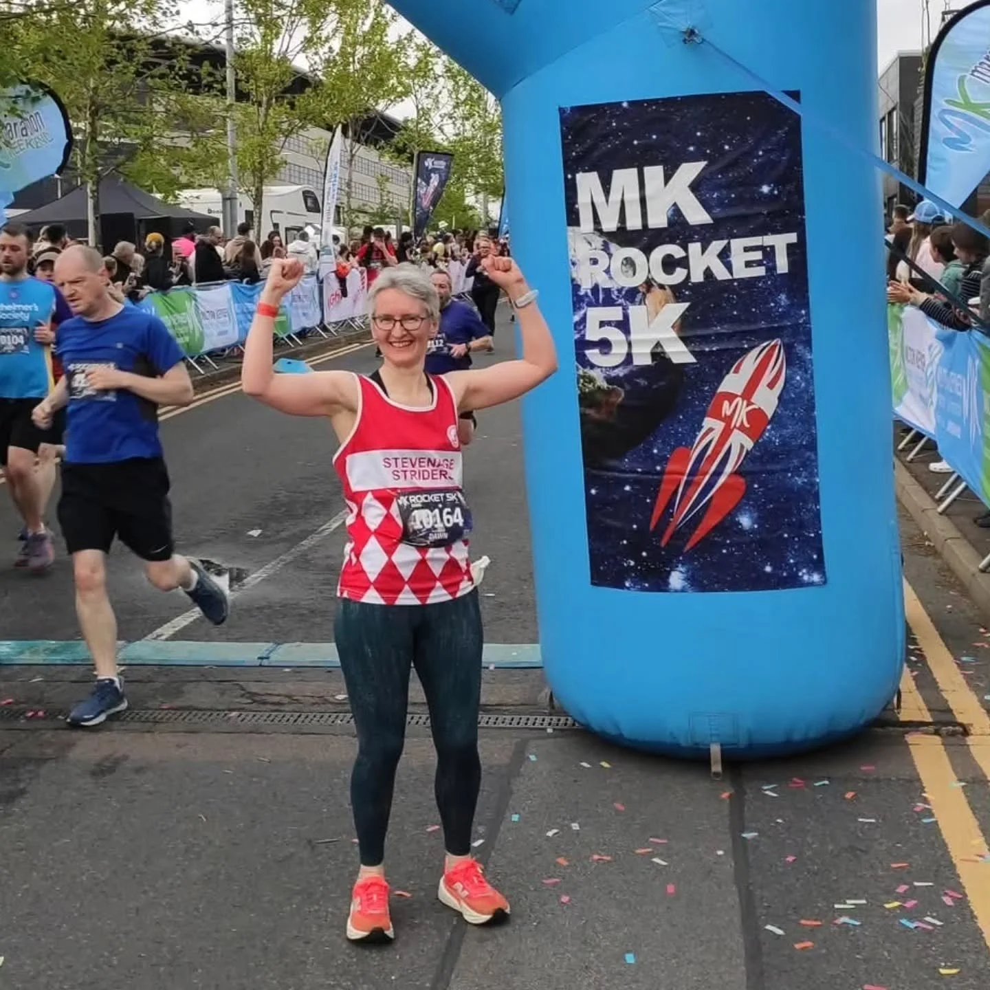 Milton Keynes Rocket 5K

James and Dawn Barry went to the Milton Keynes Rocket 5K, with James getting a season best of 34:55 despite &ldquo;taking it easy&rdquo; as he was &ldquo;back here for a marathon tomorrow&rdquo; and Dawn got a fantastic Perso