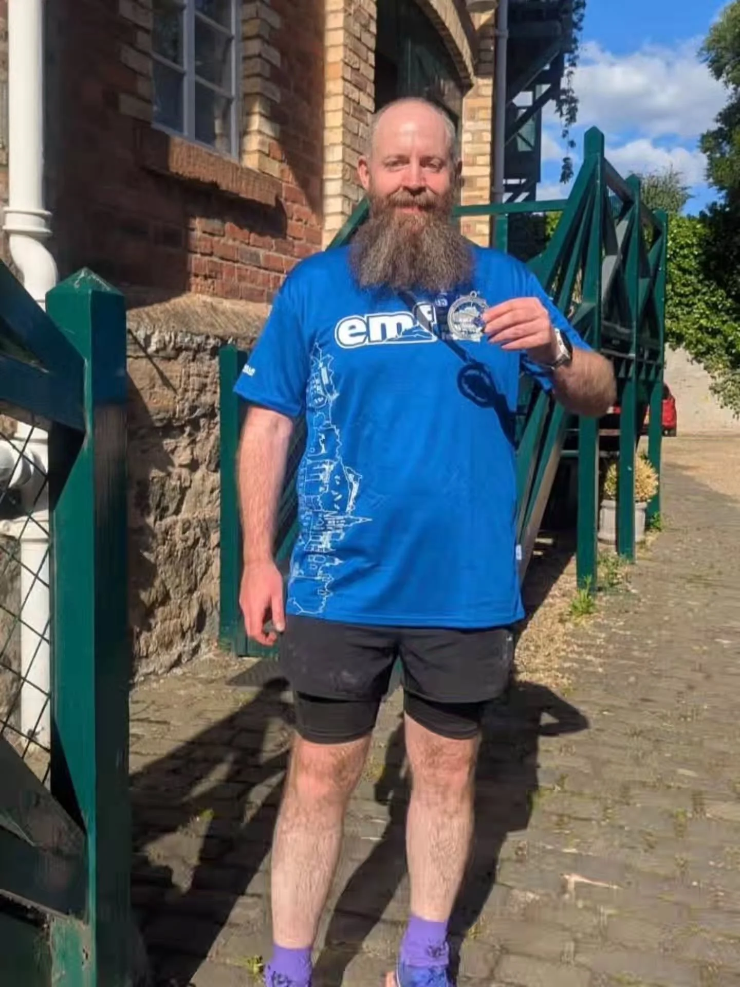 Neil McKinnon also picked up a marathon medal, this time in Edinburgh getting a course PB of 4:45:58, Neil said &ldquo;A beautiful sunny day in Scotland's capital, the views and support are amazing and I'd happily be back if they could promise more t
