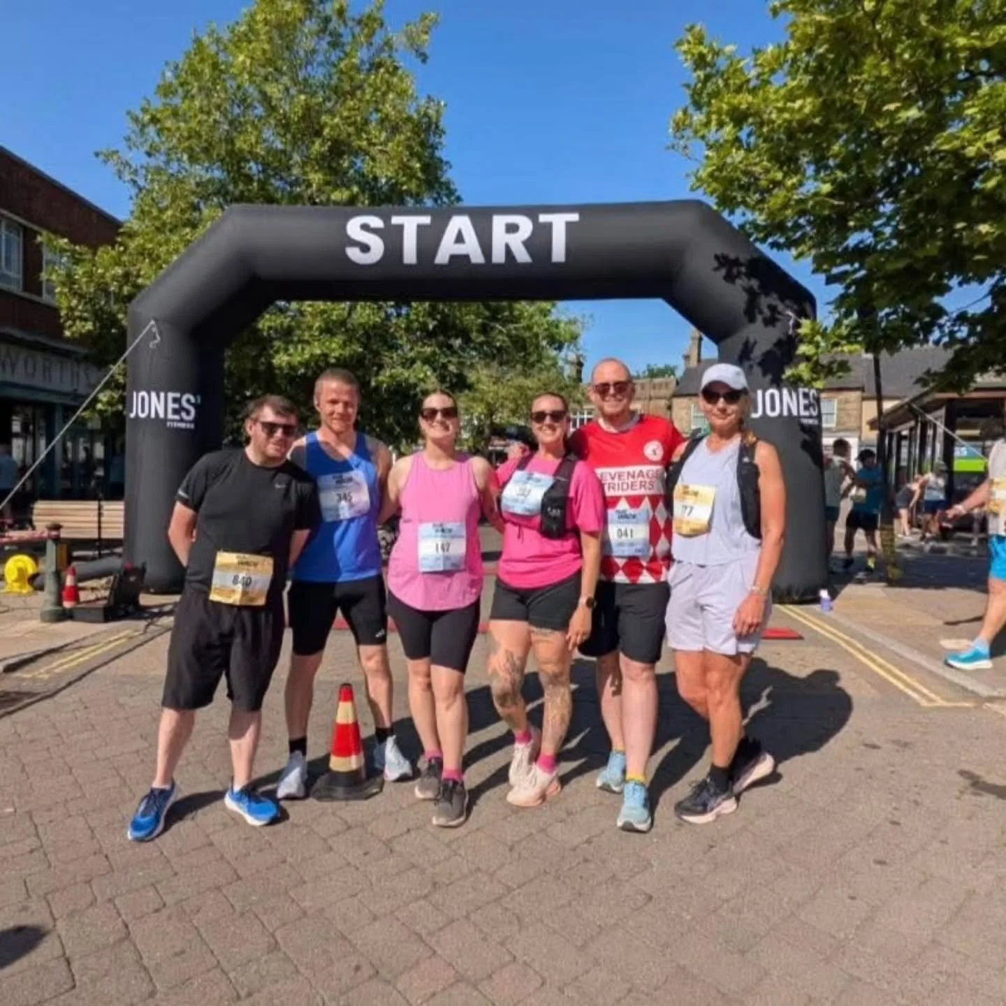 3 Striders took on Run the Wade 5k with Peter saying it was hot, hot, hot work! Edward Saxton was the first Strider back in 20:44, Peter Bampton-Clare next in 33:52, then Katie Dyton just behind in 33:58 - Well done, team!