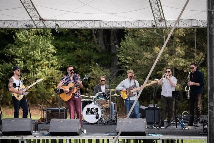 I&rsquo;ve been dreaming of playing this stage since I was 10 years old. A huge shoutout to my Large Adult Sons, my Fianc&eacute;, The Common Ground Country Fair, my family and friends that came. It was a weekend for the books for certain. 

📸 @hann
