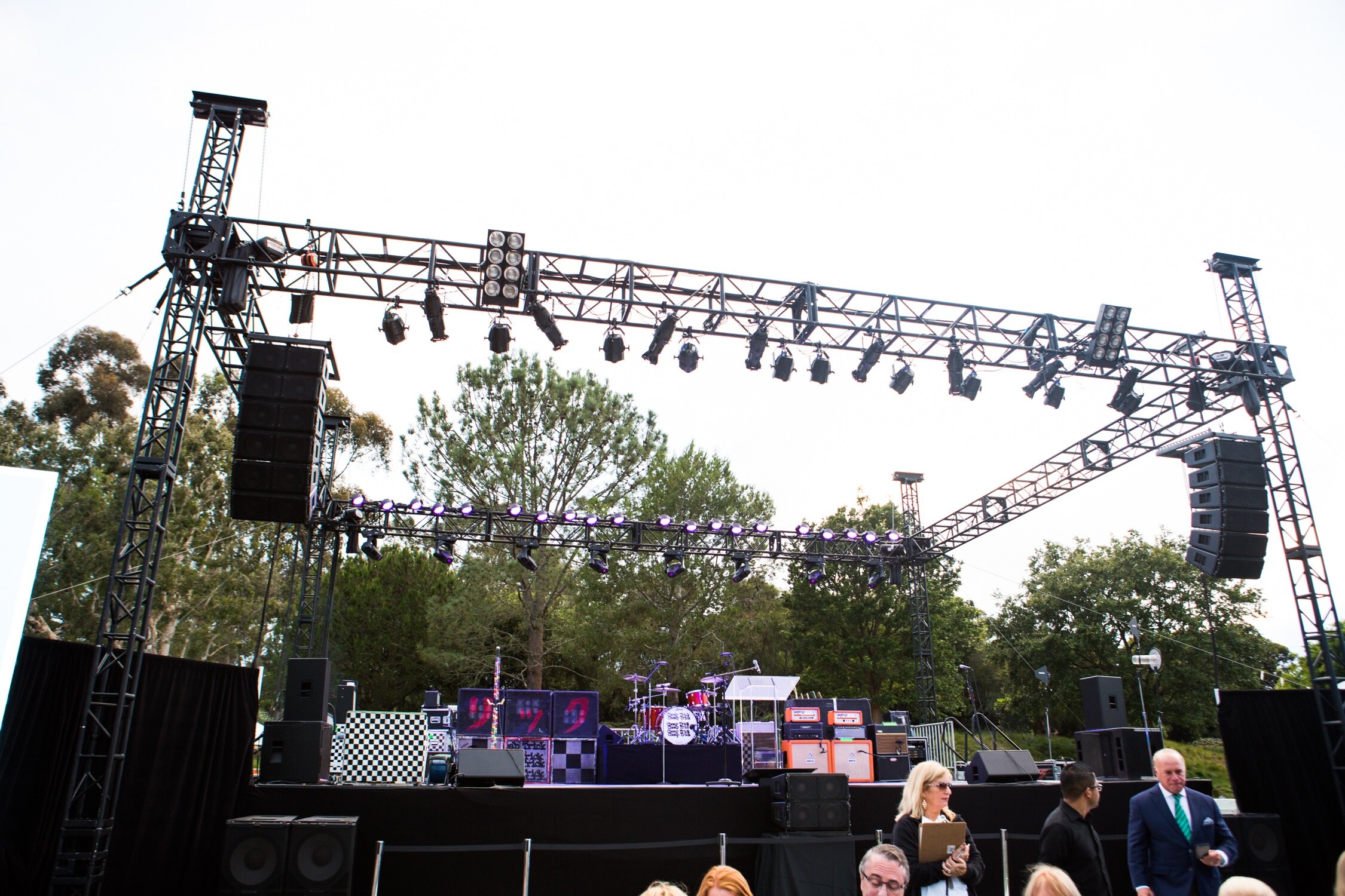 CHEAP TRICK STAGE