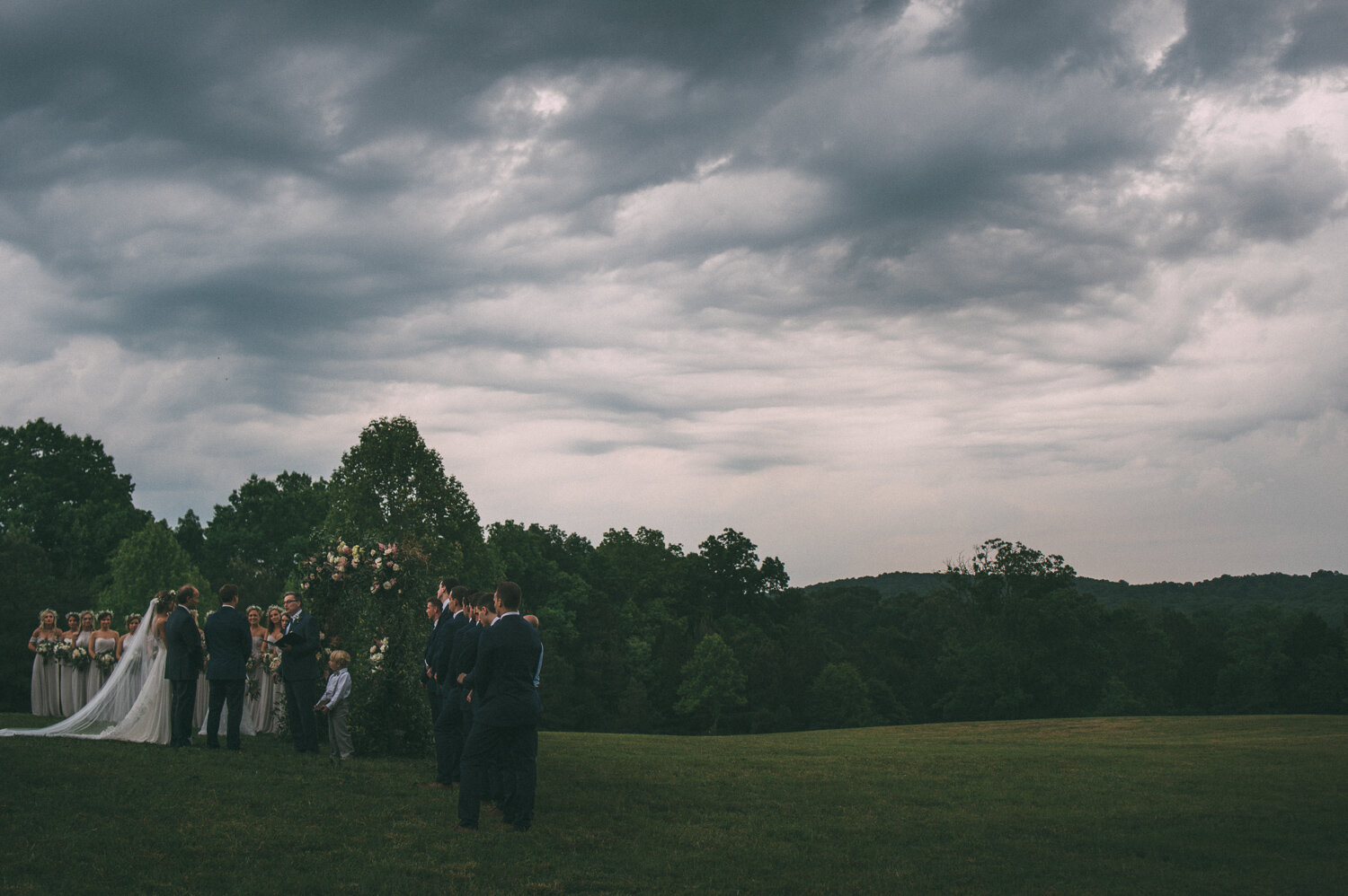 CastletonFarmWedding_TenneseeWedding_byTheImageIsFound_0138.jpg