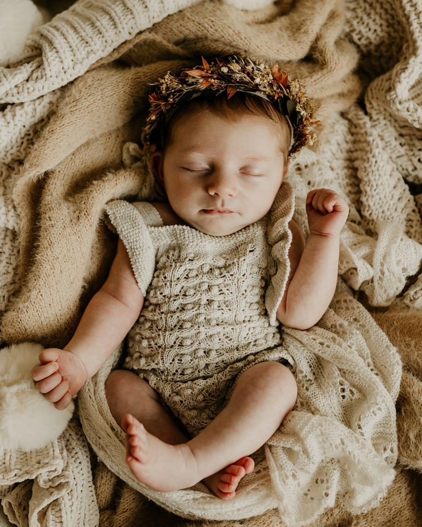 They&rsquo;re only this little once. 🤍

Newborn sessions are about more than just beautiful photos&mdash;they&rsquo;re about preserving a moment in time that passes far too quickly. Those tiny fingers, wrinkled toes, sleepy snuggles, and the way the