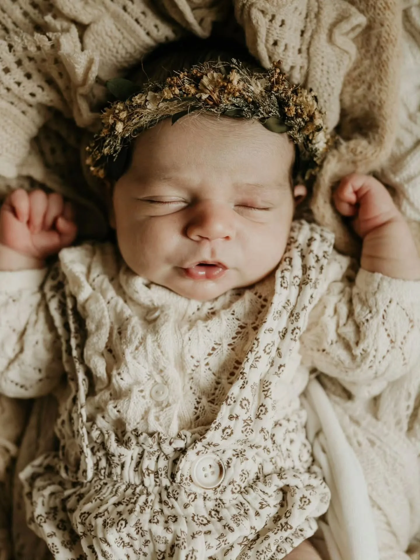 Some babies just melt your heart after every single pose π€
Maternity clt photographer newborn photographer 
Charlotte newborn photographer Charlotte maternity photographer clt family photography Charlotte family photographer concord wedding photogr