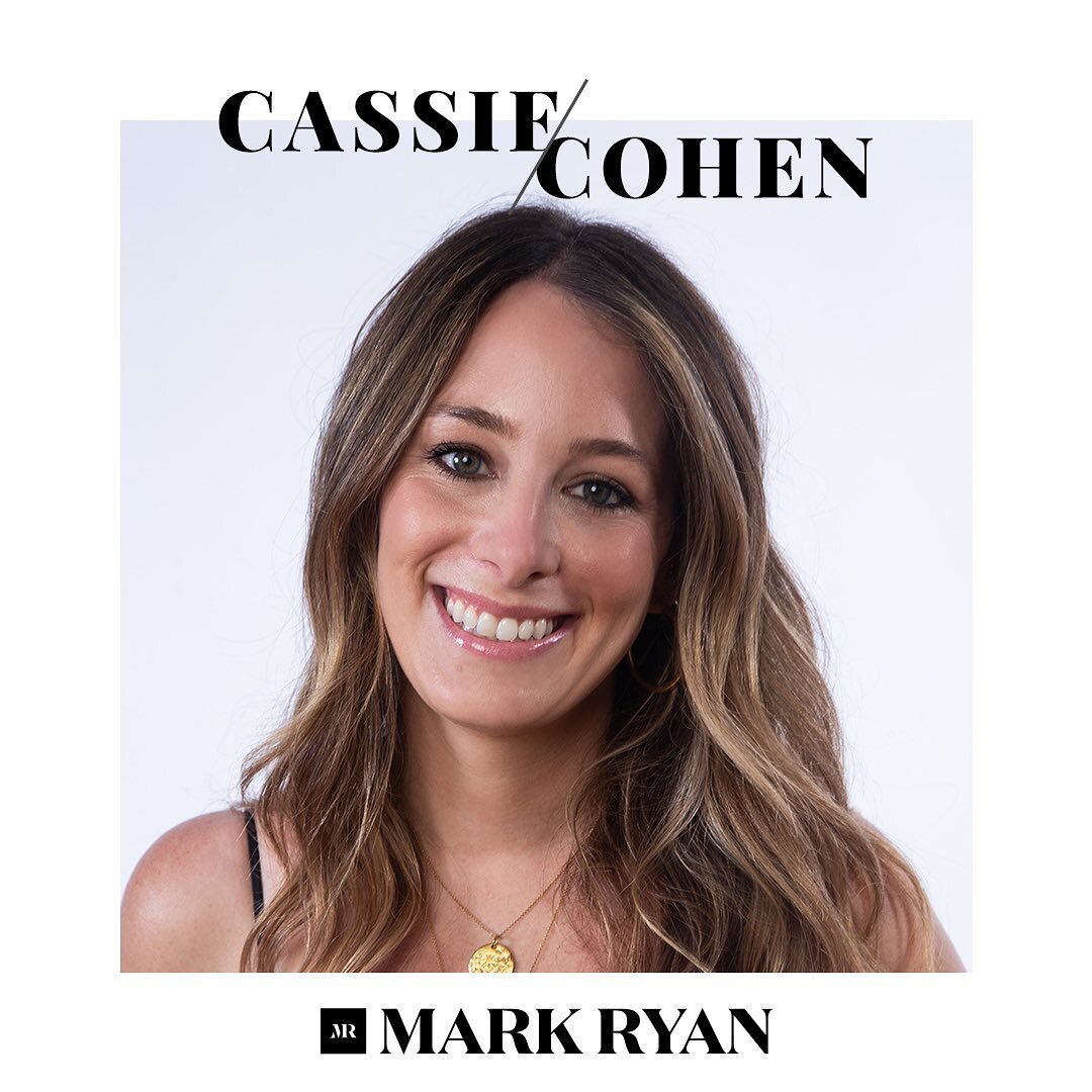 ✨ Meet the #MarkRyanSalon Team! ✨
Cassie Cohen is known for formulating multi-dimensional shades through her signature brand of highlights, lowlights, balayage and subtle tweaks to the base. Her unique sensibility takes the client&rsquo;s skin tone, 