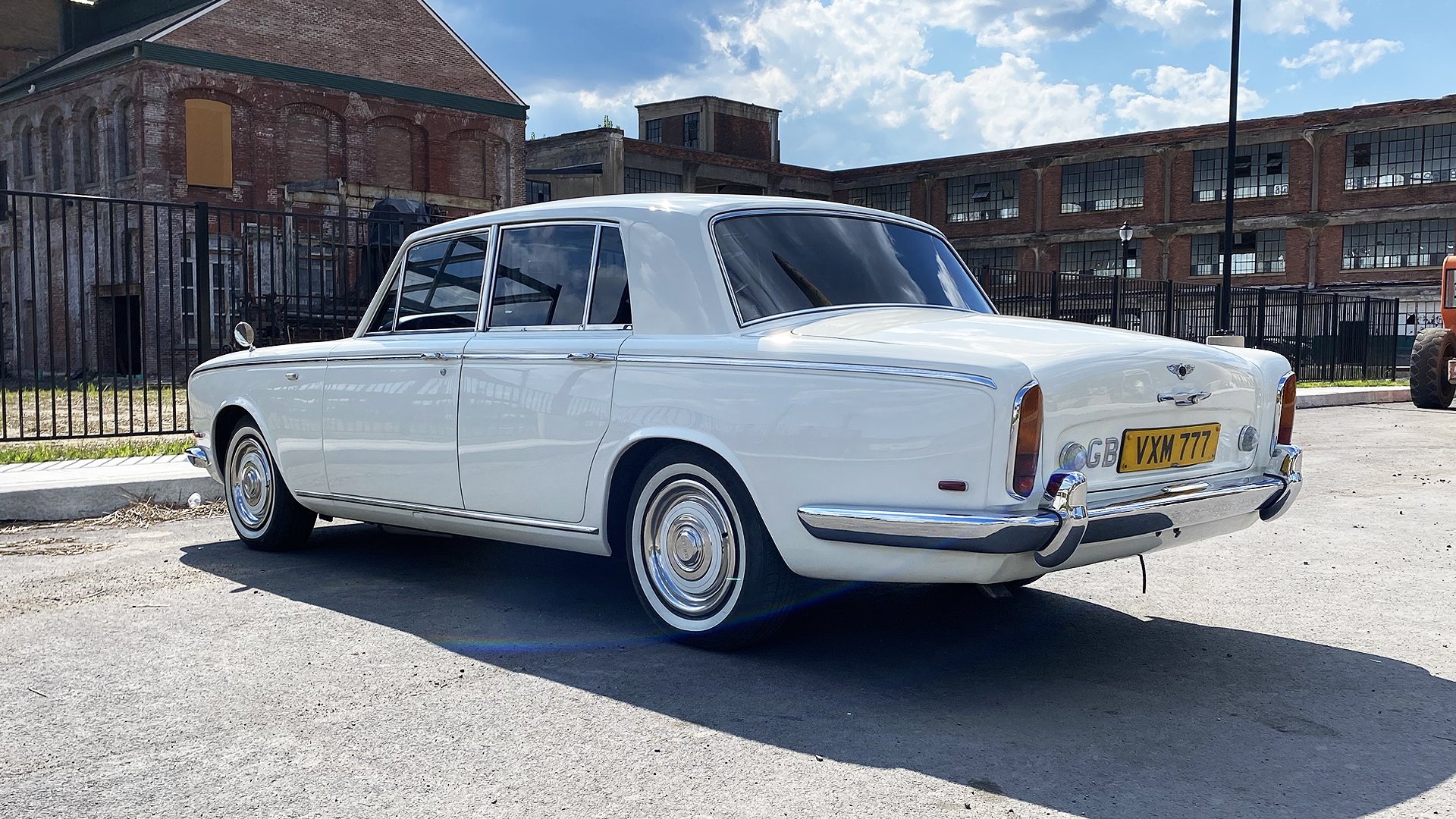 69-BENTLEY-T-05.jpg