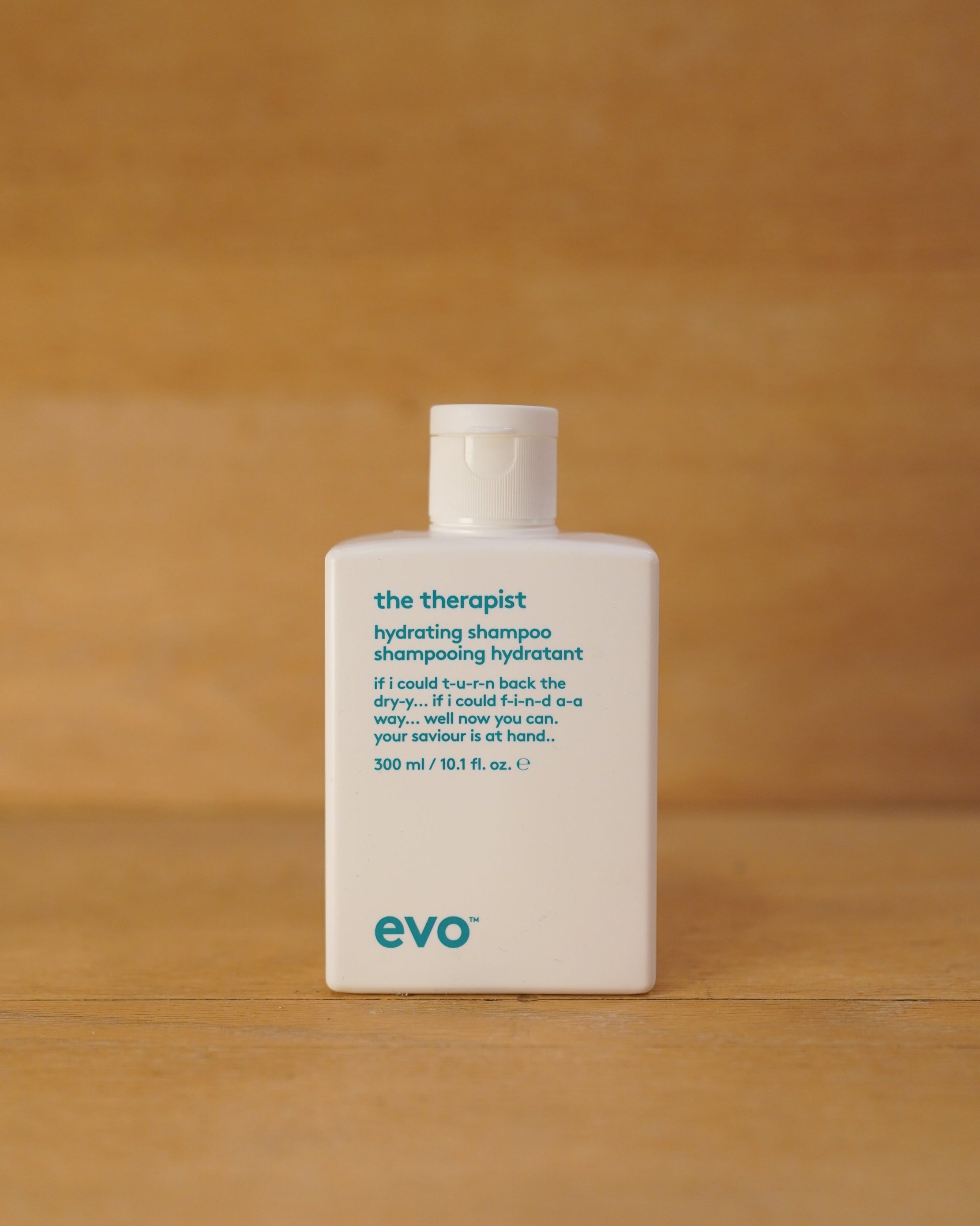Evo Hair Therapist Hydrating Shampoo withlove collective