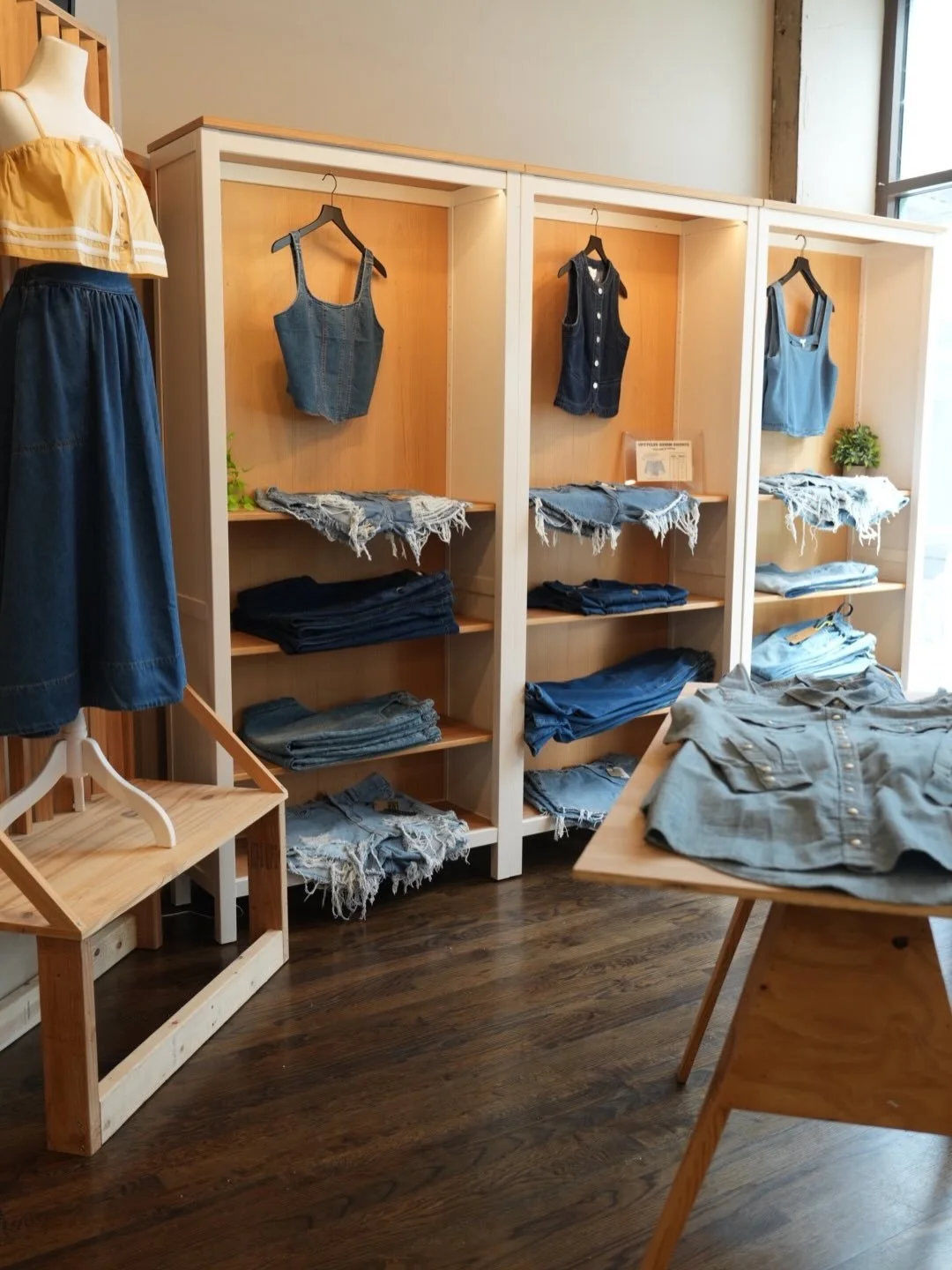 Updated our denim area yesterday and we&rsquo;re so happy with new layout! 👖