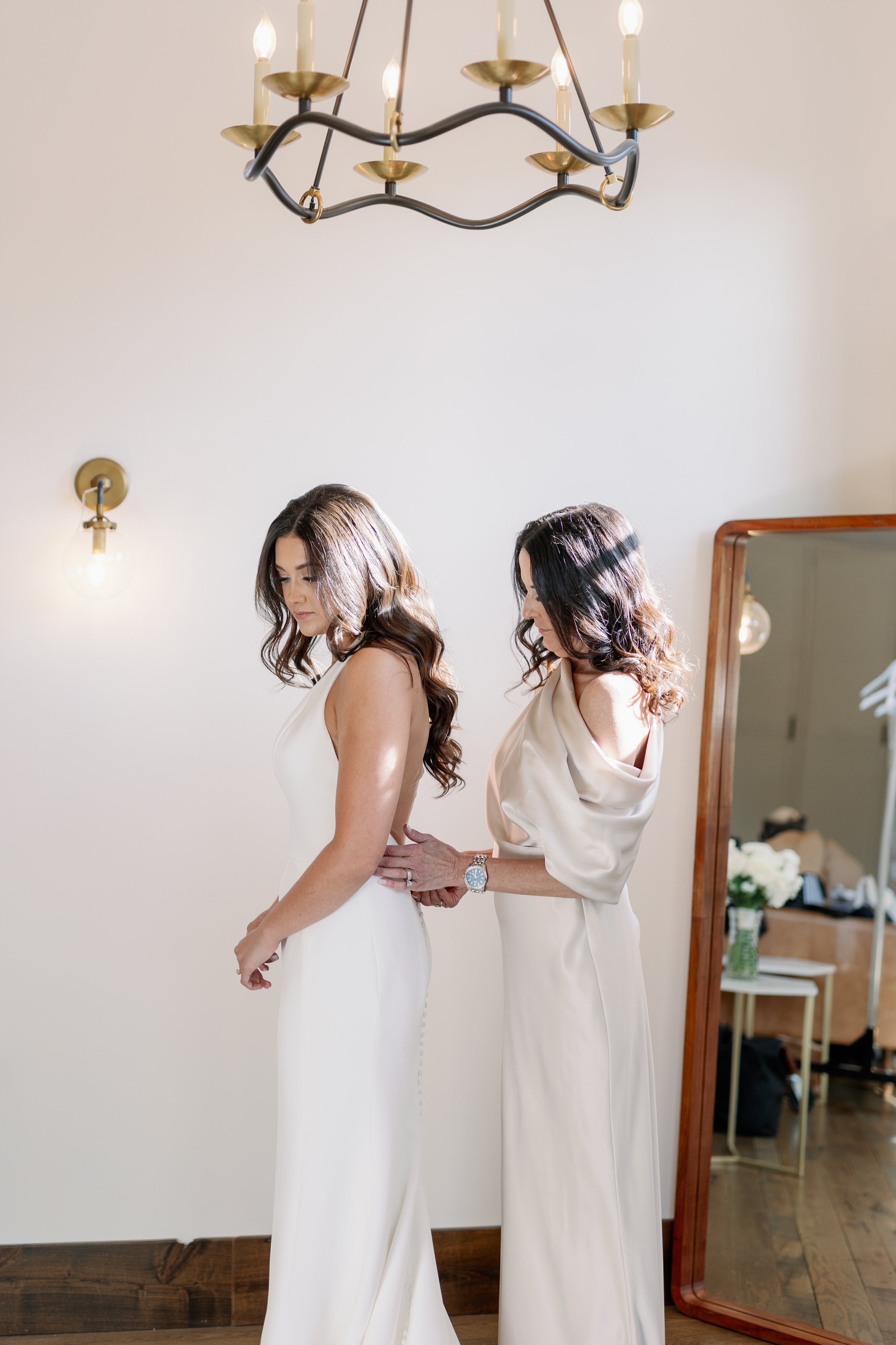 KevinSydney-GettingReady-69.jpg