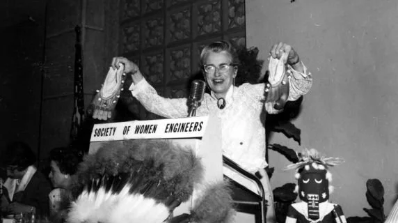 Ruth $hafer Auctioneer