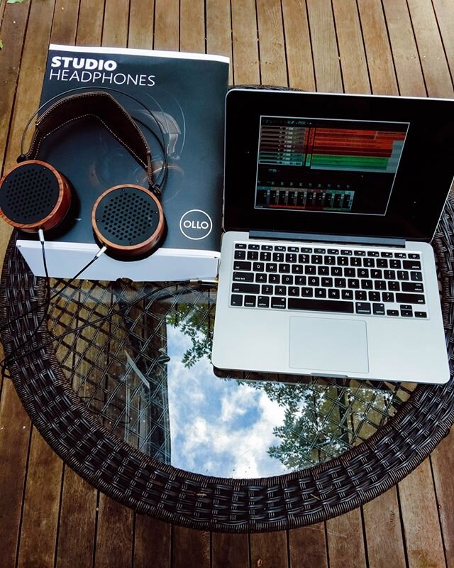 DAW's are essential for music producers, which is why choosing wisely can
help you optimize your workflow.

What's is your favorite DAW? @olloaudio
@avidtechnology
@avidprotools
@apple
@dangerousmusic
@ableton
.
.
.
#softwaremusic #producer #collabor