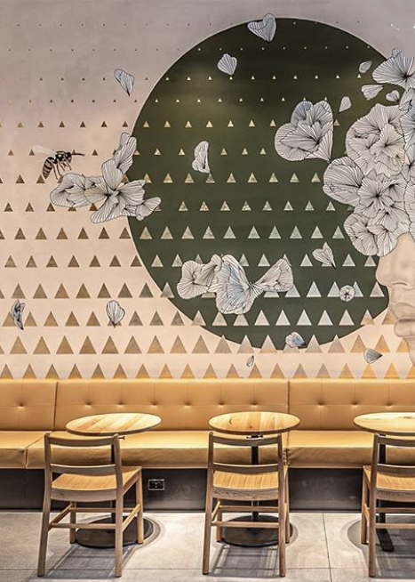 INTERIOR CHAIRS AT BANQUETTE.png