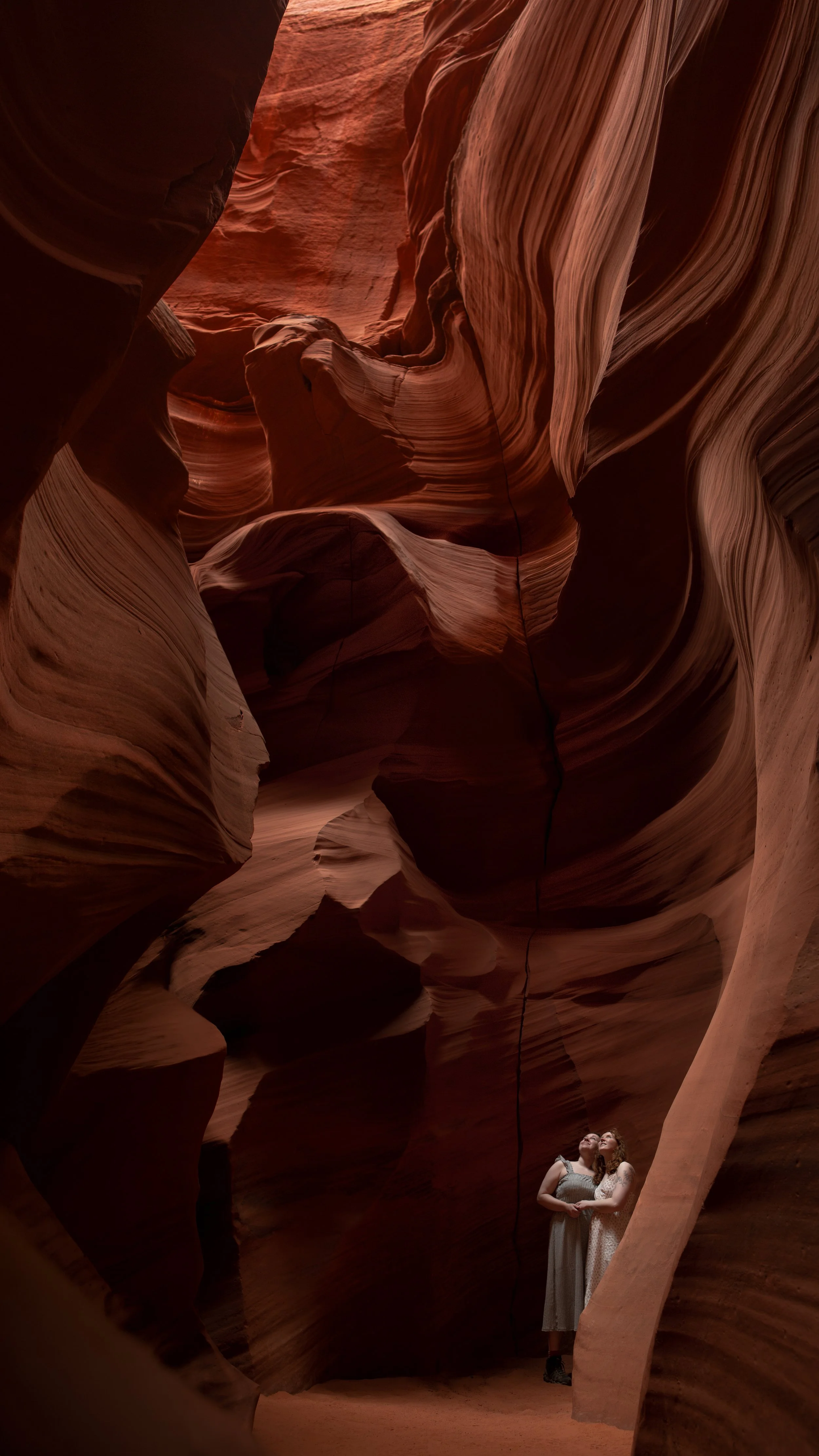 26_ZoëKristen_Engagement_AntelopeCanyon-1.jpg
