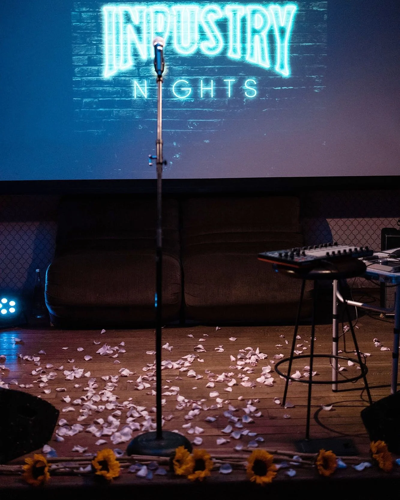 ATTN Artists and Bands🤘🏻

Want to be a spotlight performance at an upcoming Industry Nights event!

Email joe.kelley@blckjeans.com for consideration