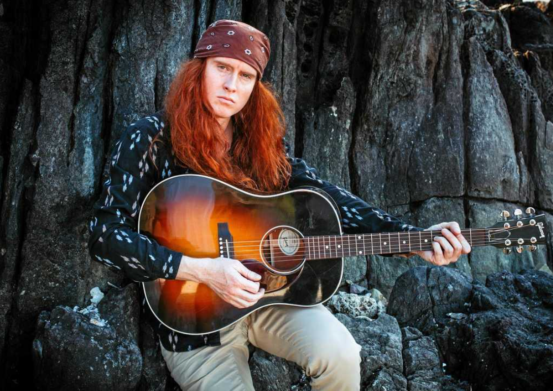 8 Ball Aitken and Full Band Show