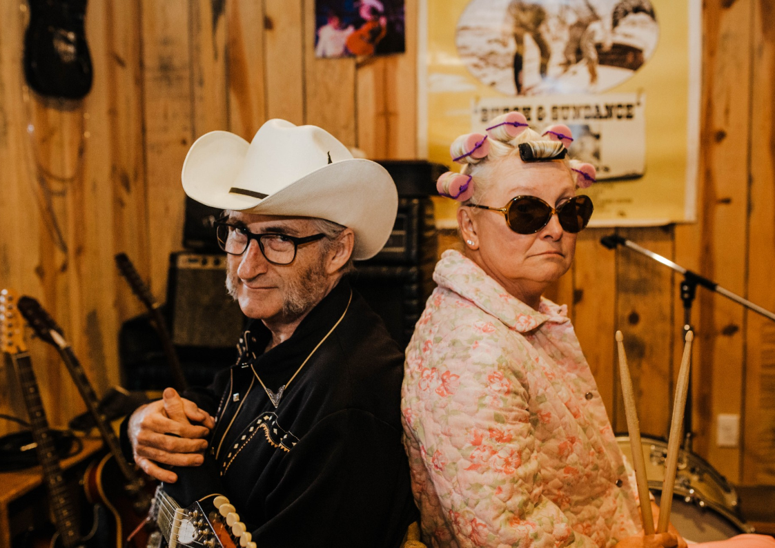Love Police Presents - Laid Back Country Picker (USA)