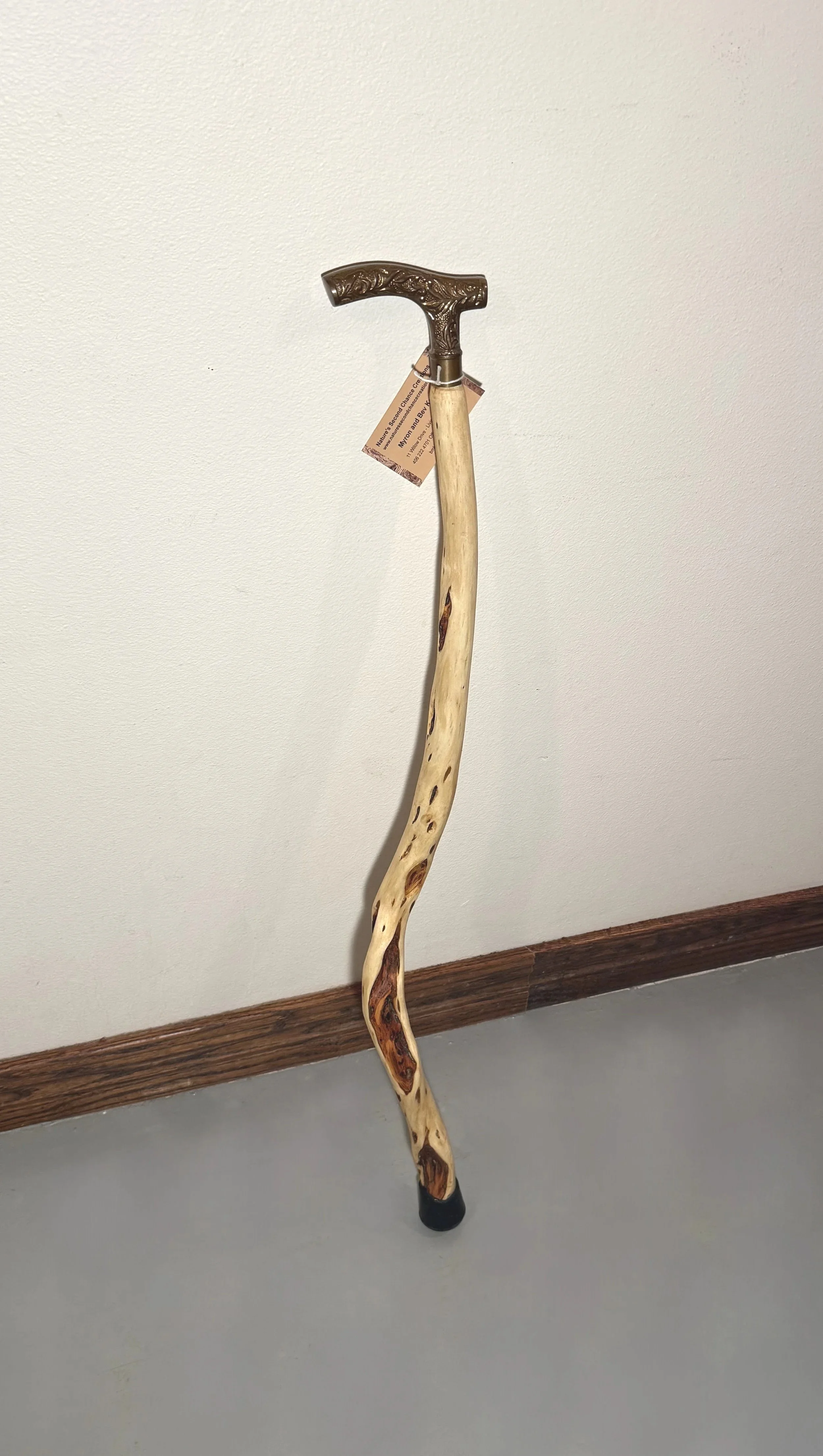 Diamond Willow Cane with Carbed Embossed Brass Derby Handle