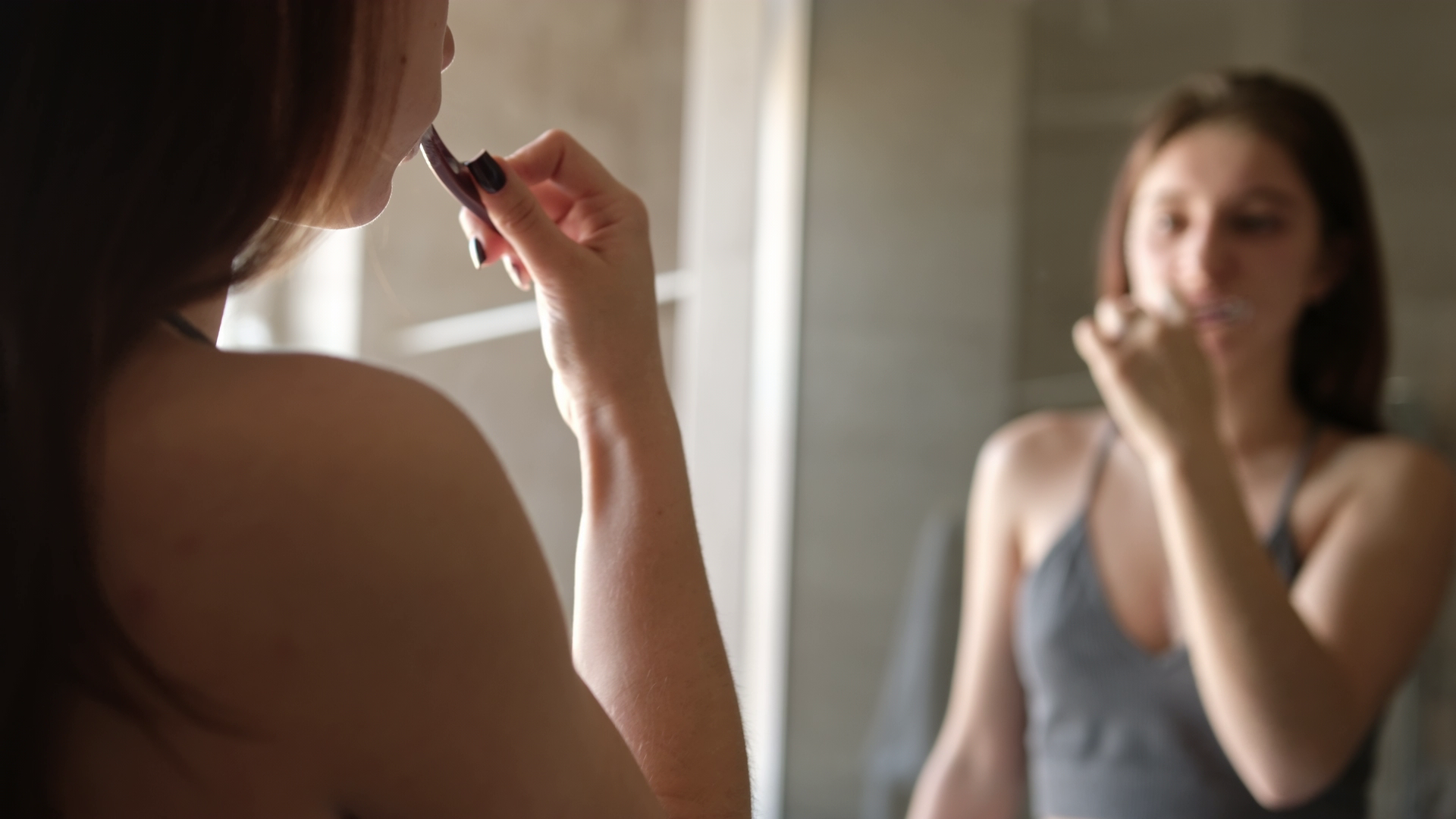 Spit, Don’t Rinse: A Dentist’s Guide to Reducing Sensitivity and Maximizing Fluoride Benefits