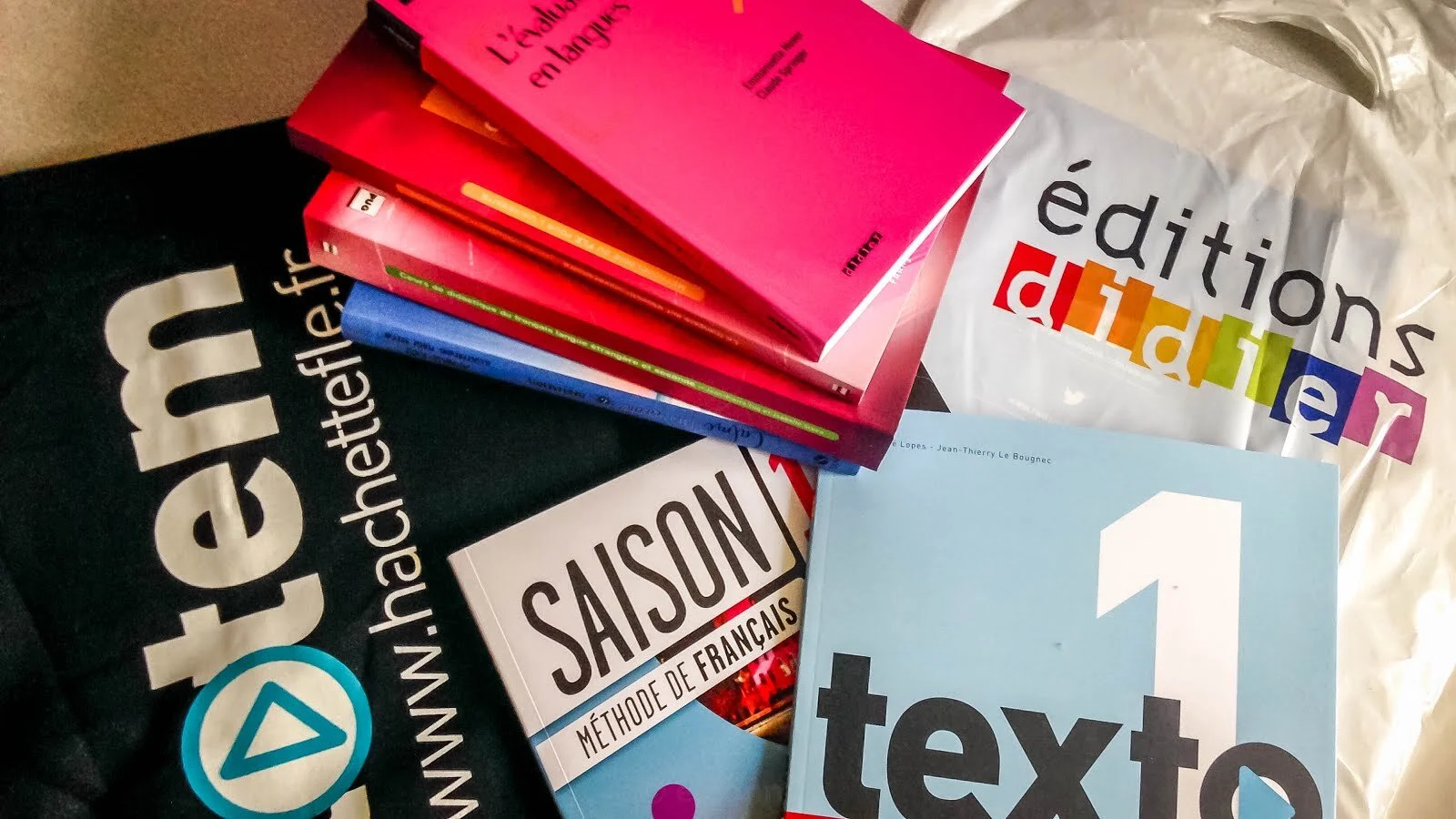 I scored free books (while also spending a hundred euros for the rest)