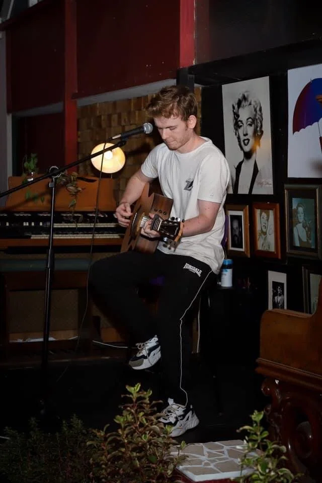 Live Music - Josh Brown 