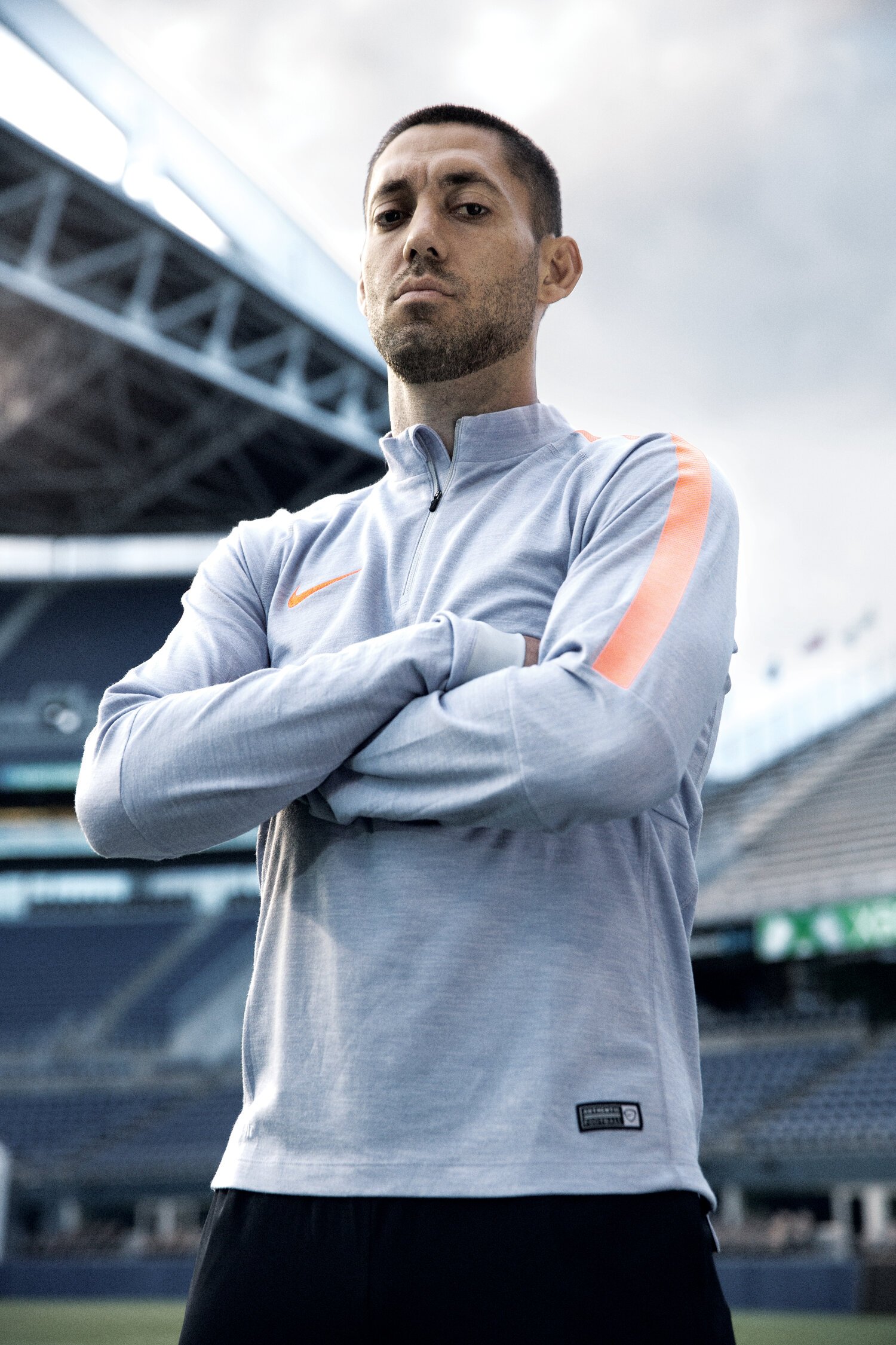G15039_WK006+COLD+WEATHER+LILLEGRAVEN+SOCCER+PORTRAIT+RETAIL+DEMPSEY+0089.jpg