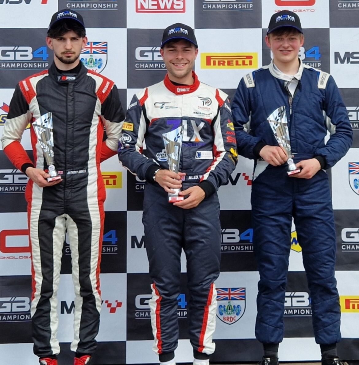 Brilliant result for us yesterday with @anthonyamatoracing taking P2 in race 1 and 2 @oultonparkofficial which puts him top of the championship table! @jasepetty09 also had a great result securing P8 and P5 while @gridleyracing took P14 and P11! 🙌
&