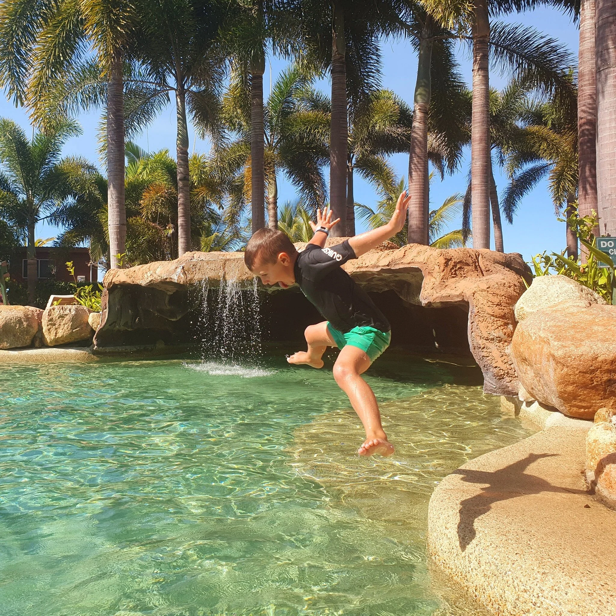 Big 4 Rollingstone Beach Front Resort - QLD