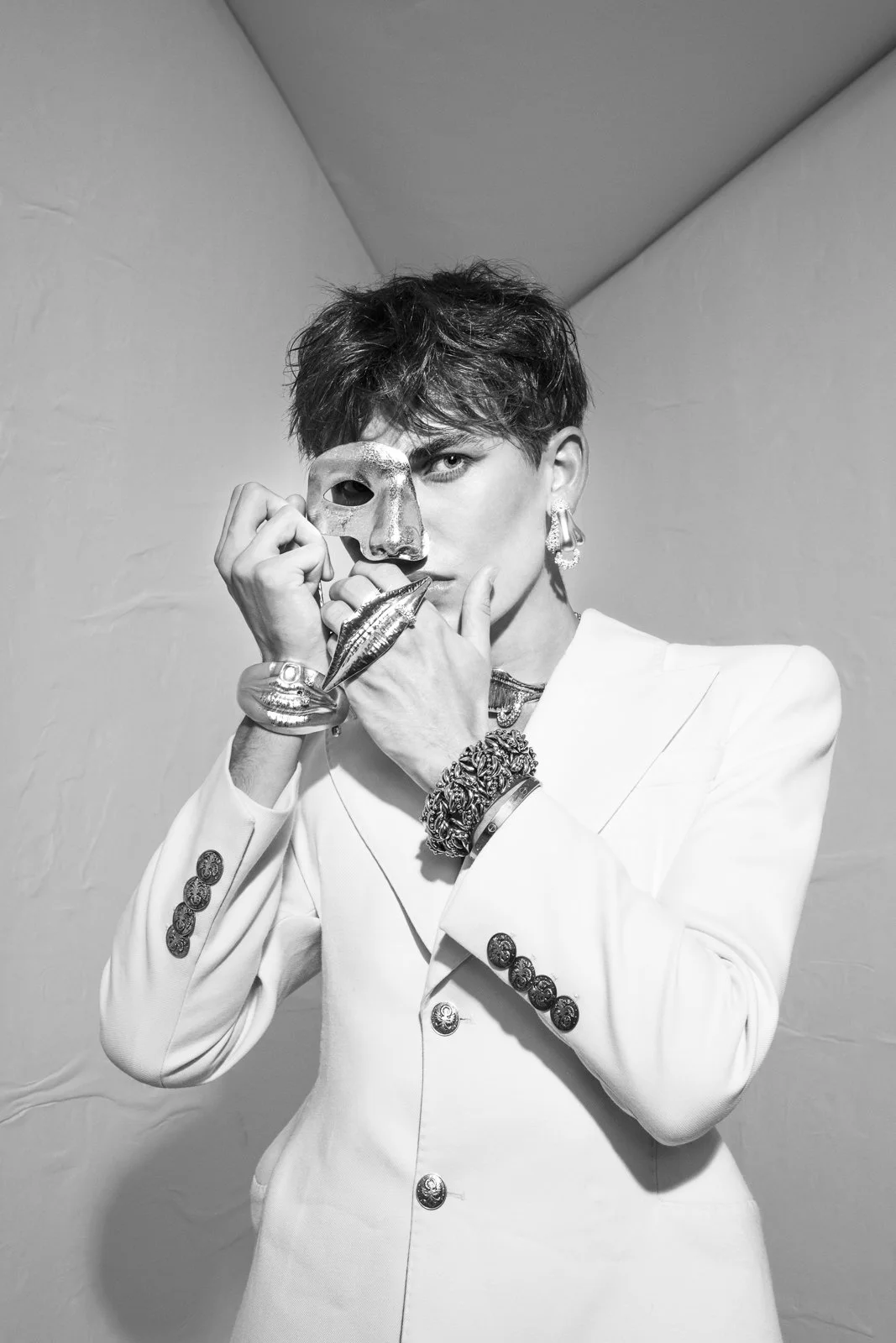 Künstlerportrait Düsseldorf – inszenierte Portraitfotografie von Klaudia Taday