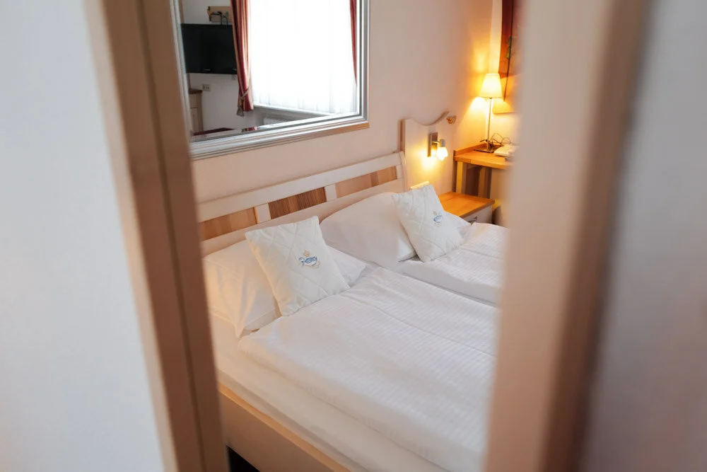 hotel_trapp_2bett_standard-4.jpg