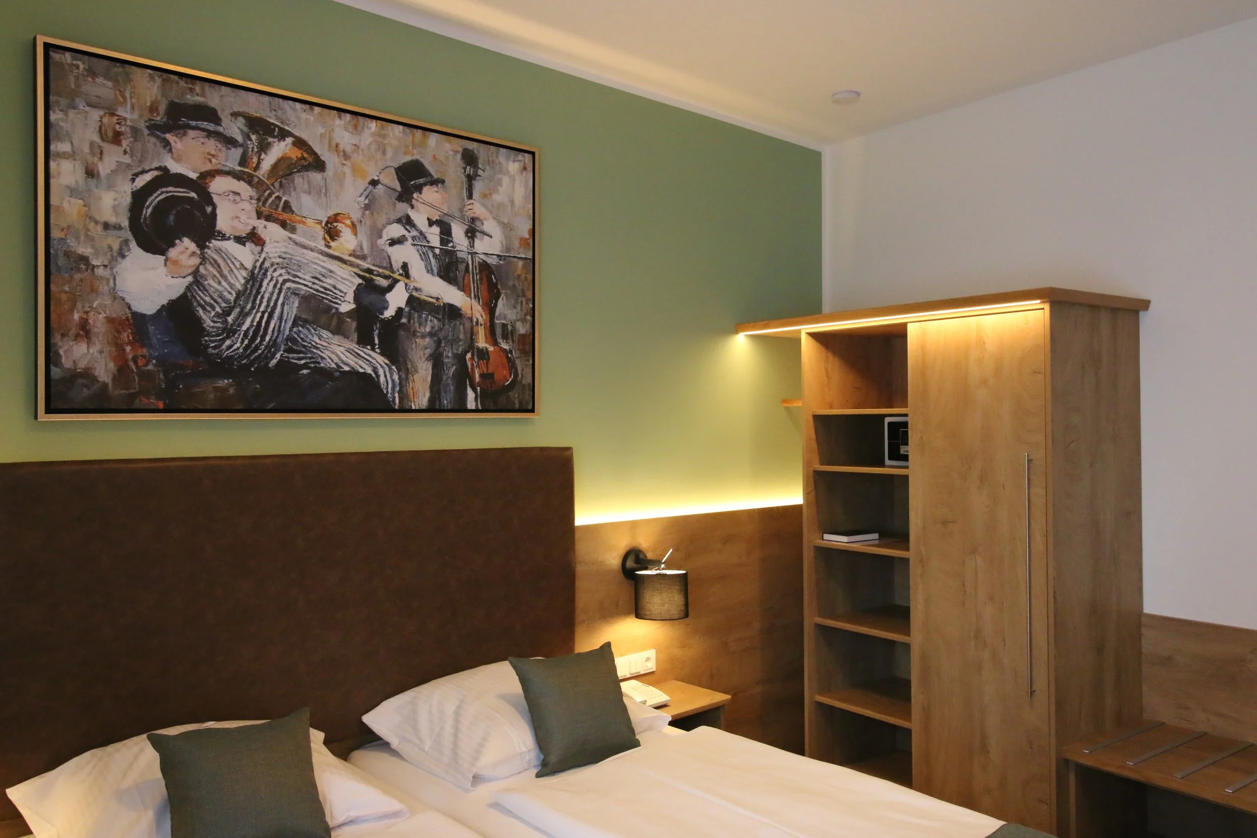 Family Suite Bed and Wardrobe.JPG