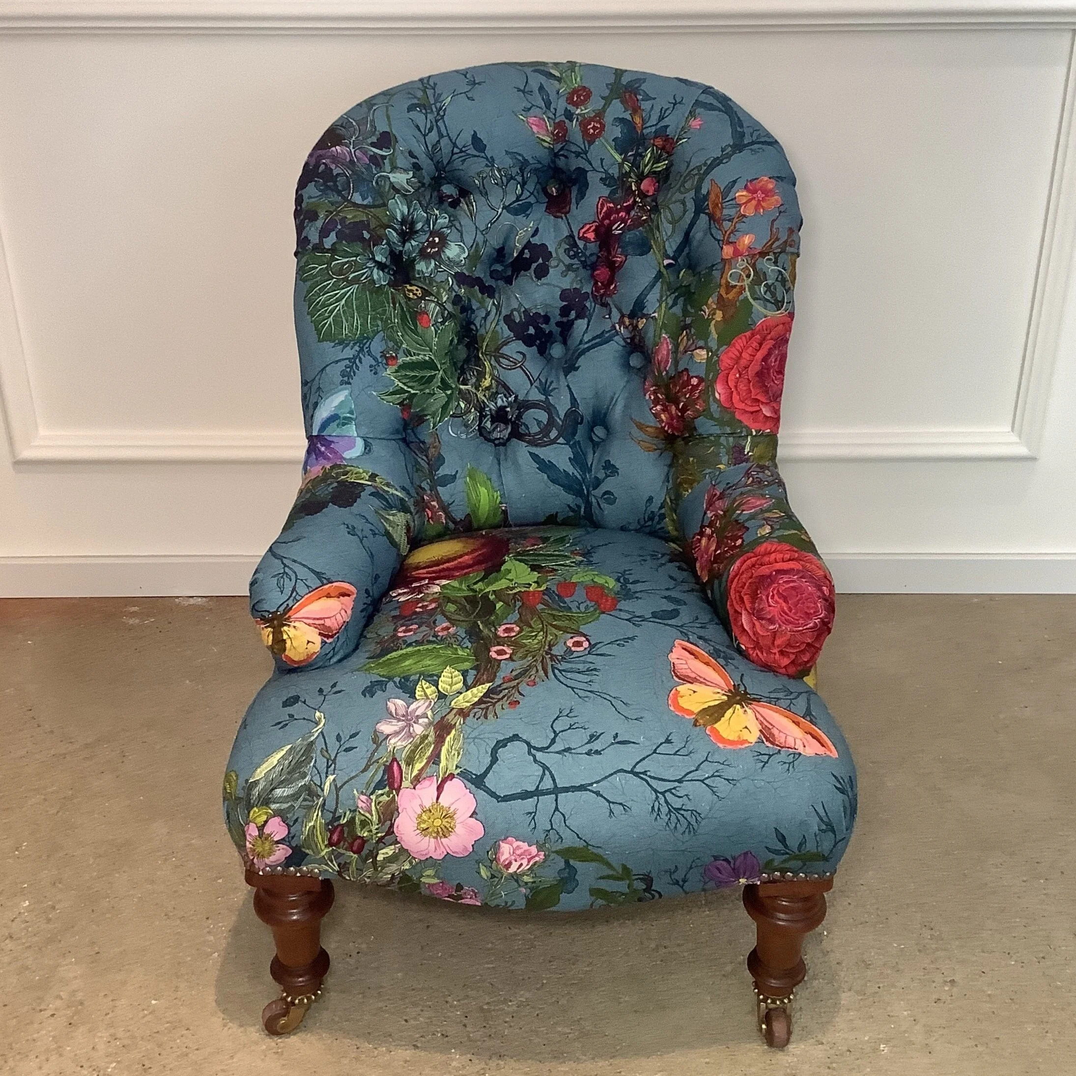 306D33BE-04D8-45C2-B956-14635EB065D0