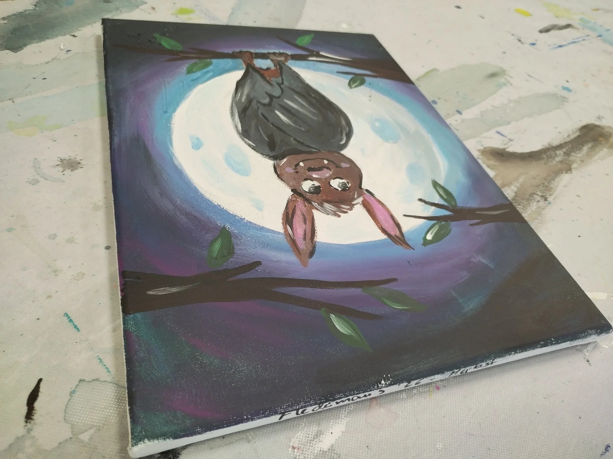 Acrylmalen für Kinder (und Erwachsene): Leuchtende Fledermaus - am 03.10.2026, 14 Uhr