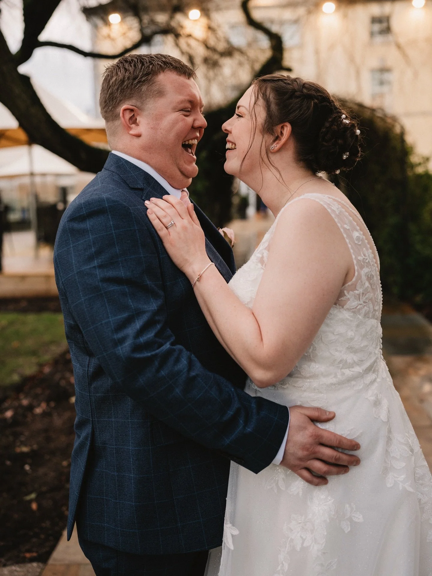 Another awesome wedding with a fun loving family! 

A bit windy, and the usual rain that February offers, but that didn&rsquo;t dampen the mood of these guys! An incredible day, I&rsquo;m sure they&rsquo;ll love locked away in their memories for a li