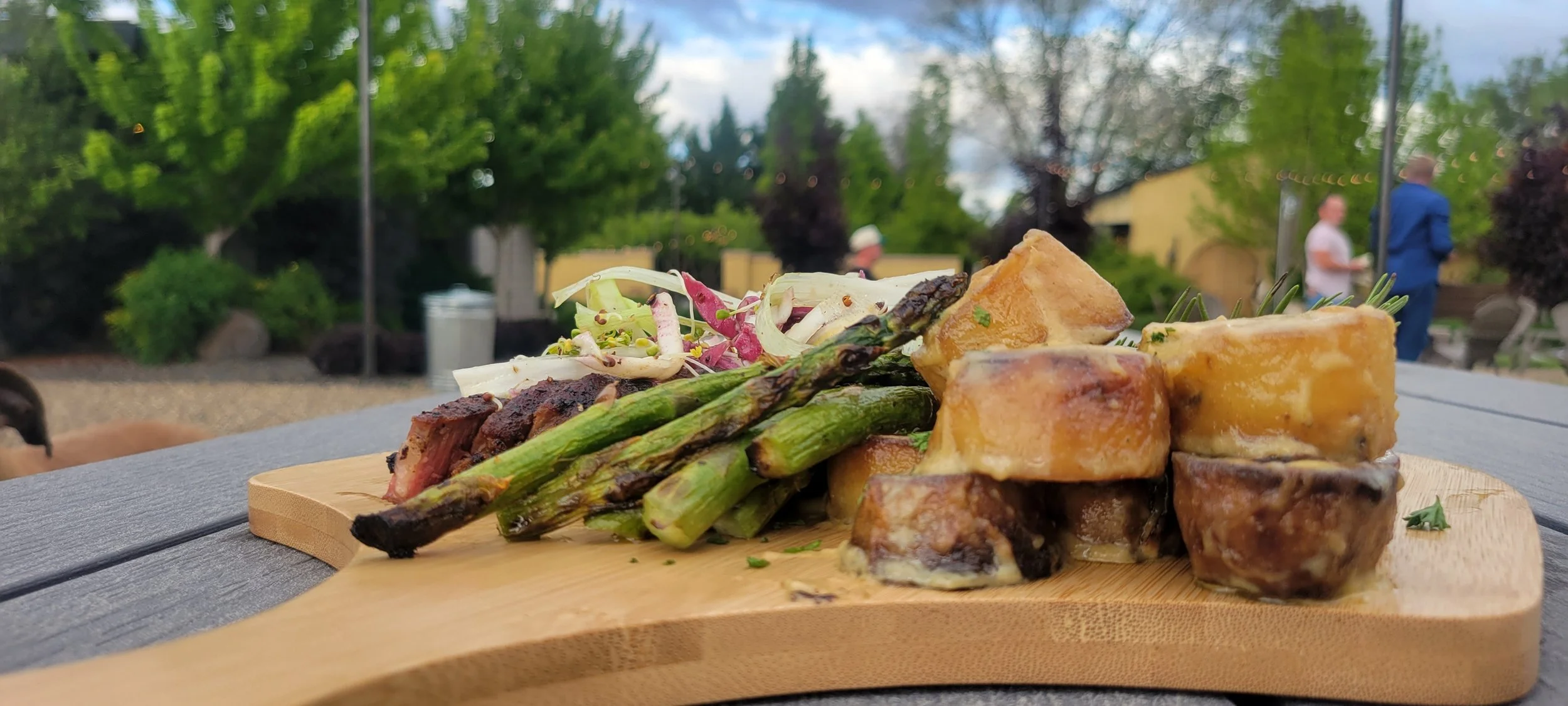 Food Options — J Bell Cellars