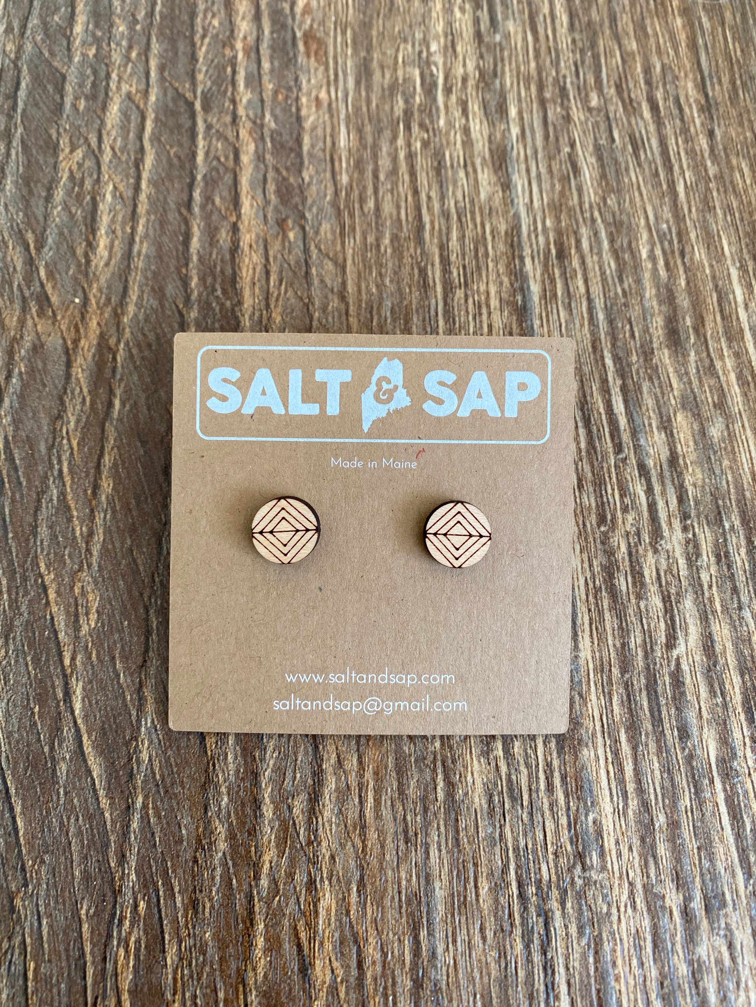 Geo Studs %22C%22 in Maple.jpeg