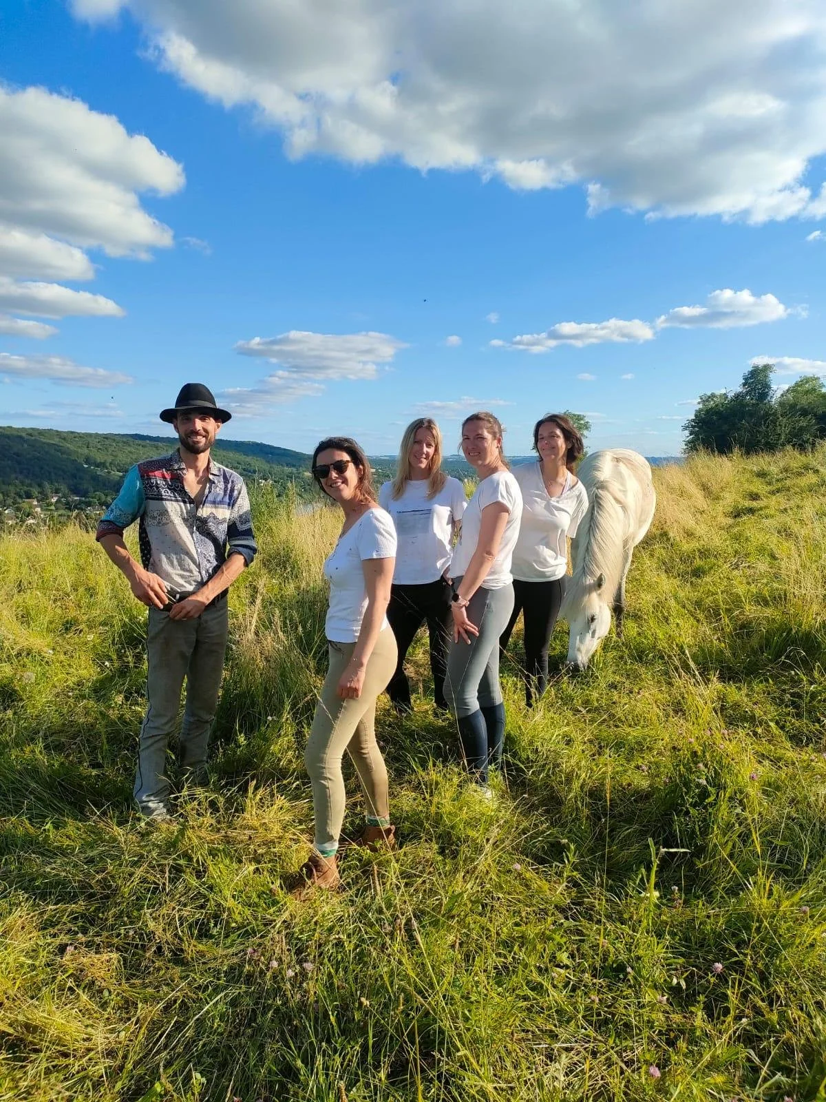 Randonnée cheval equestre bivouac Vexin Val d'oise