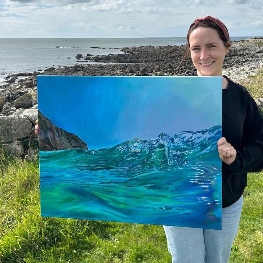 I have been working on some new pieces and I&rsquo;m excited to share them with you all! 

Looking for the perfect Christmas gift? Fine art prints of my collection &ldquo;Fi&aacute;in&rdquo; are now available on my website 🎨🖌️ 

#artist #fineartpri