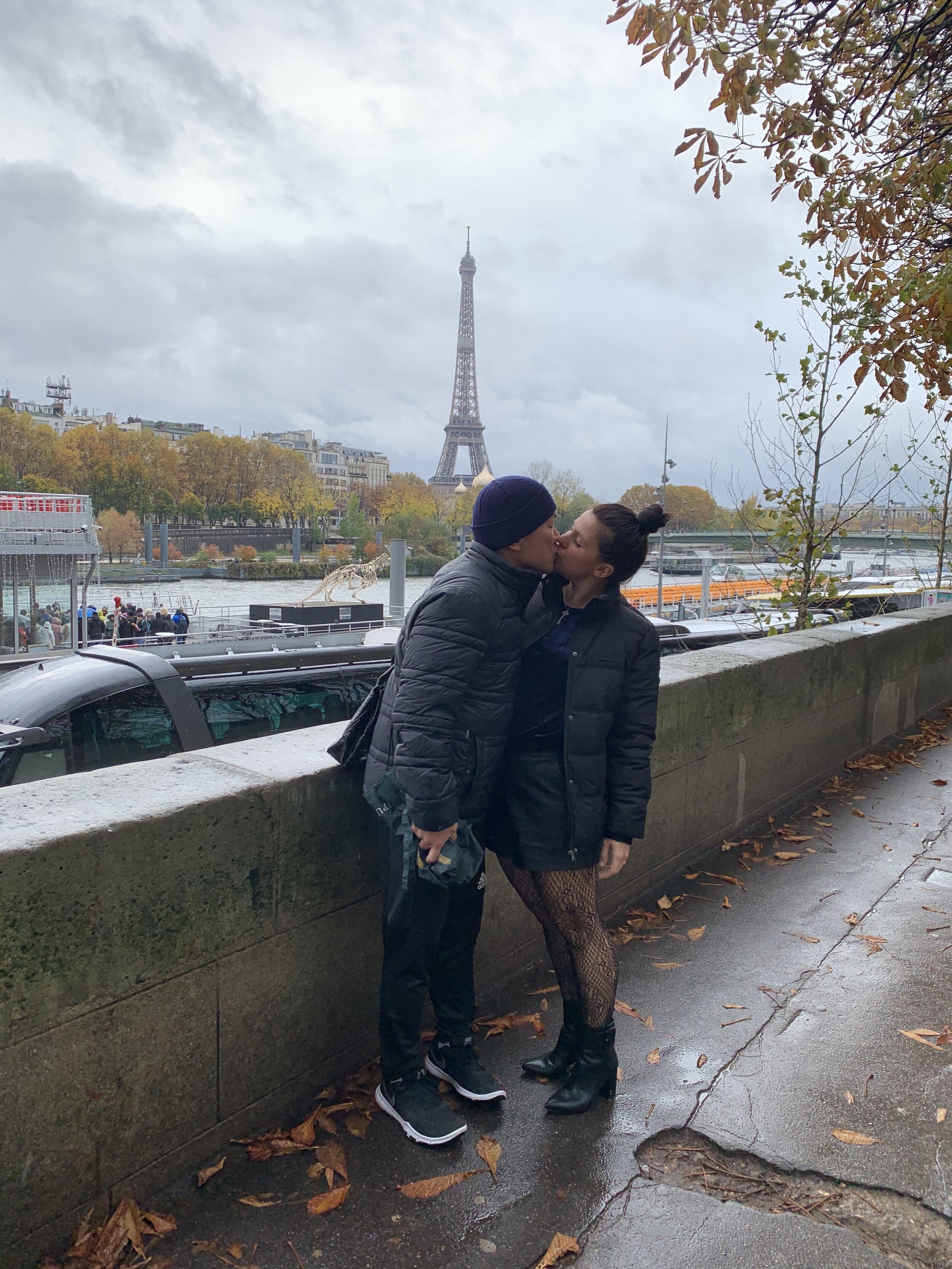 Paris Guide: Seine River Cruise 