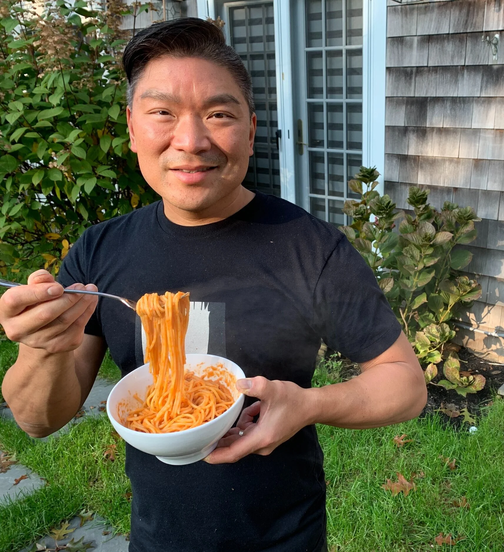 EATS: Spaghetti with Creamy Tomato Vodka Sauce
