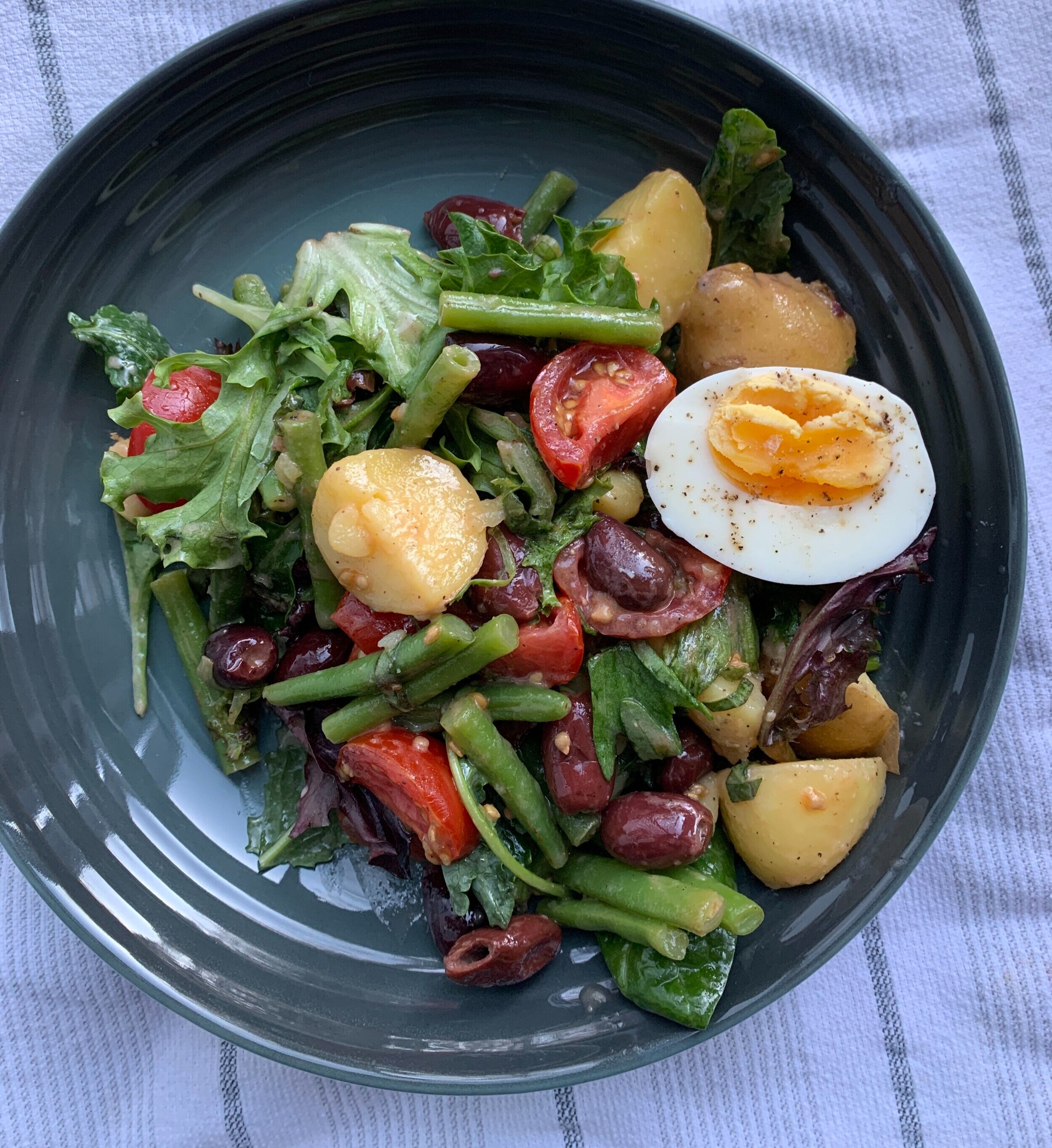 EATS: Salad Nicoise Recipe