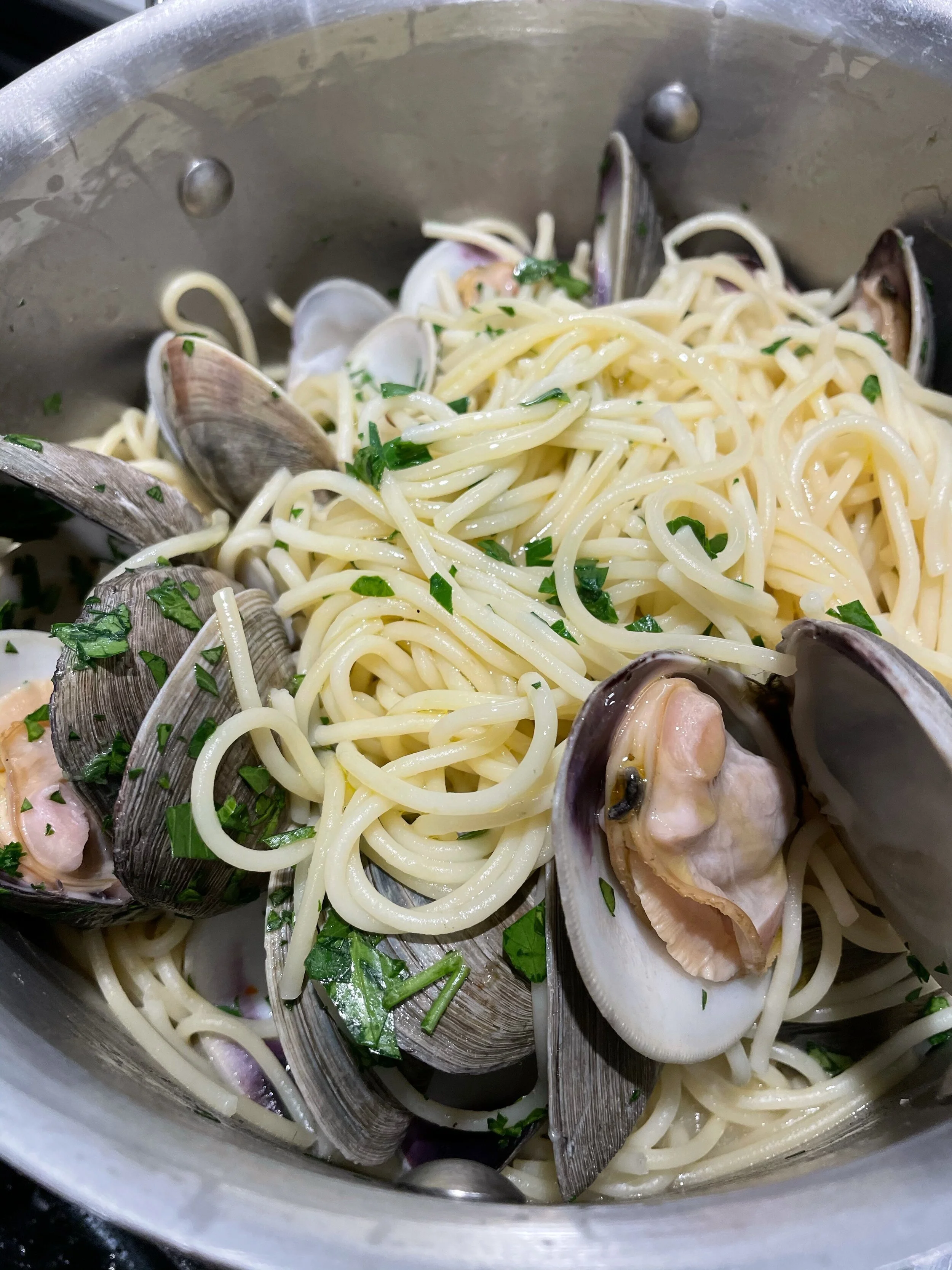 EATS Spaghetti with Clams Recipe — Seis Kamimura