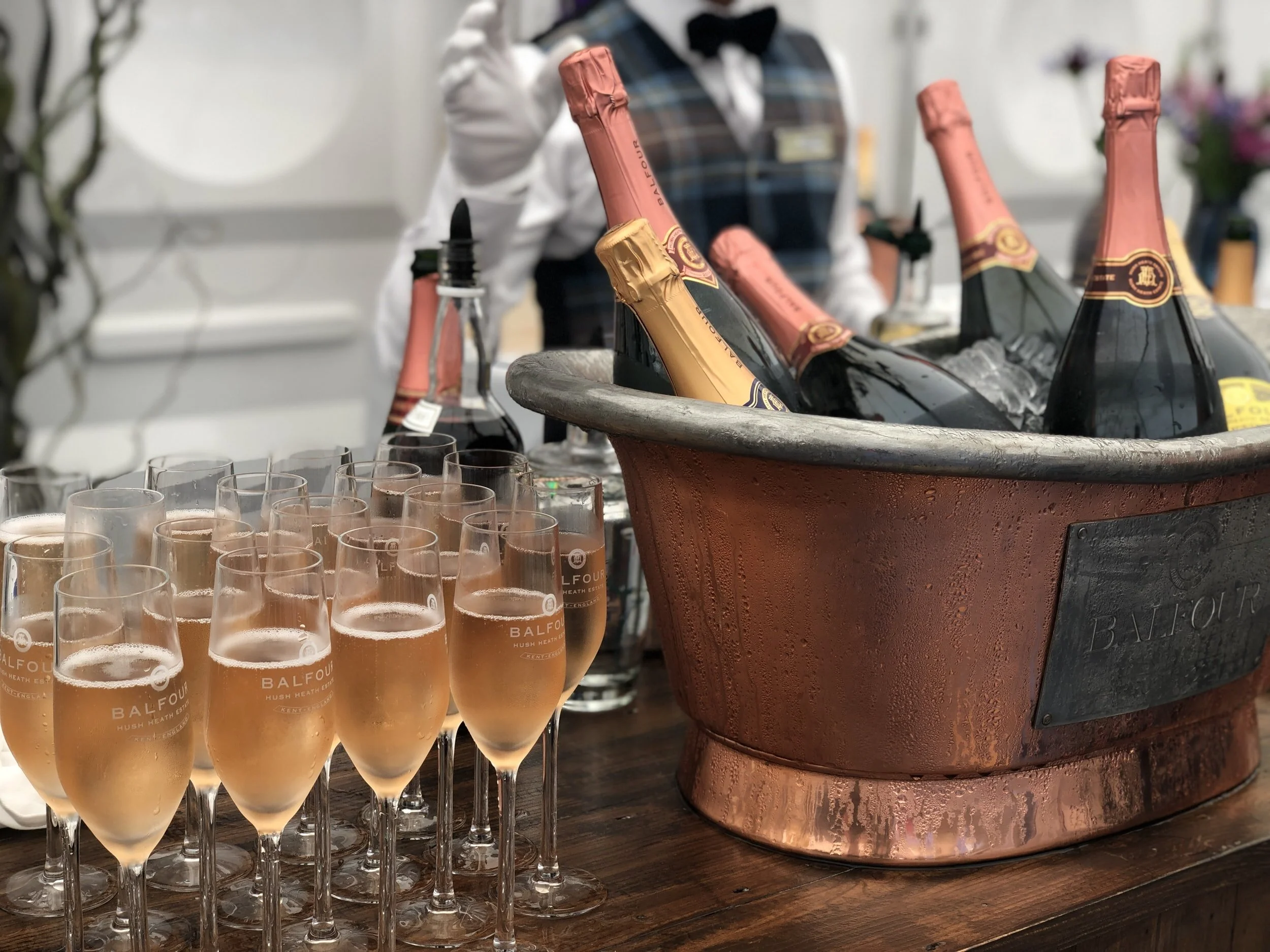 Hosting: The Perfect Summer Soirée