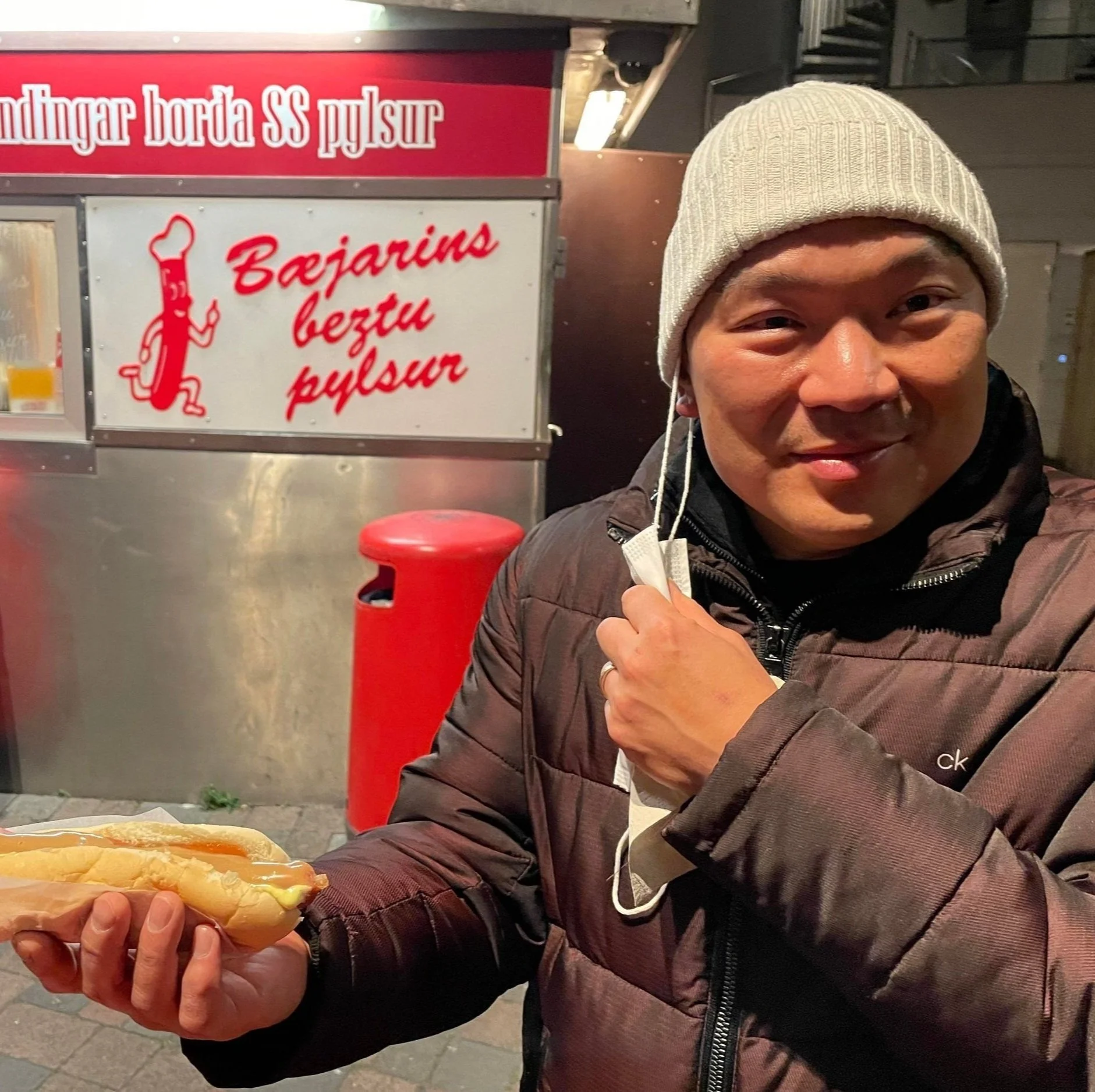Iceland Eats: The Best Hot Dog