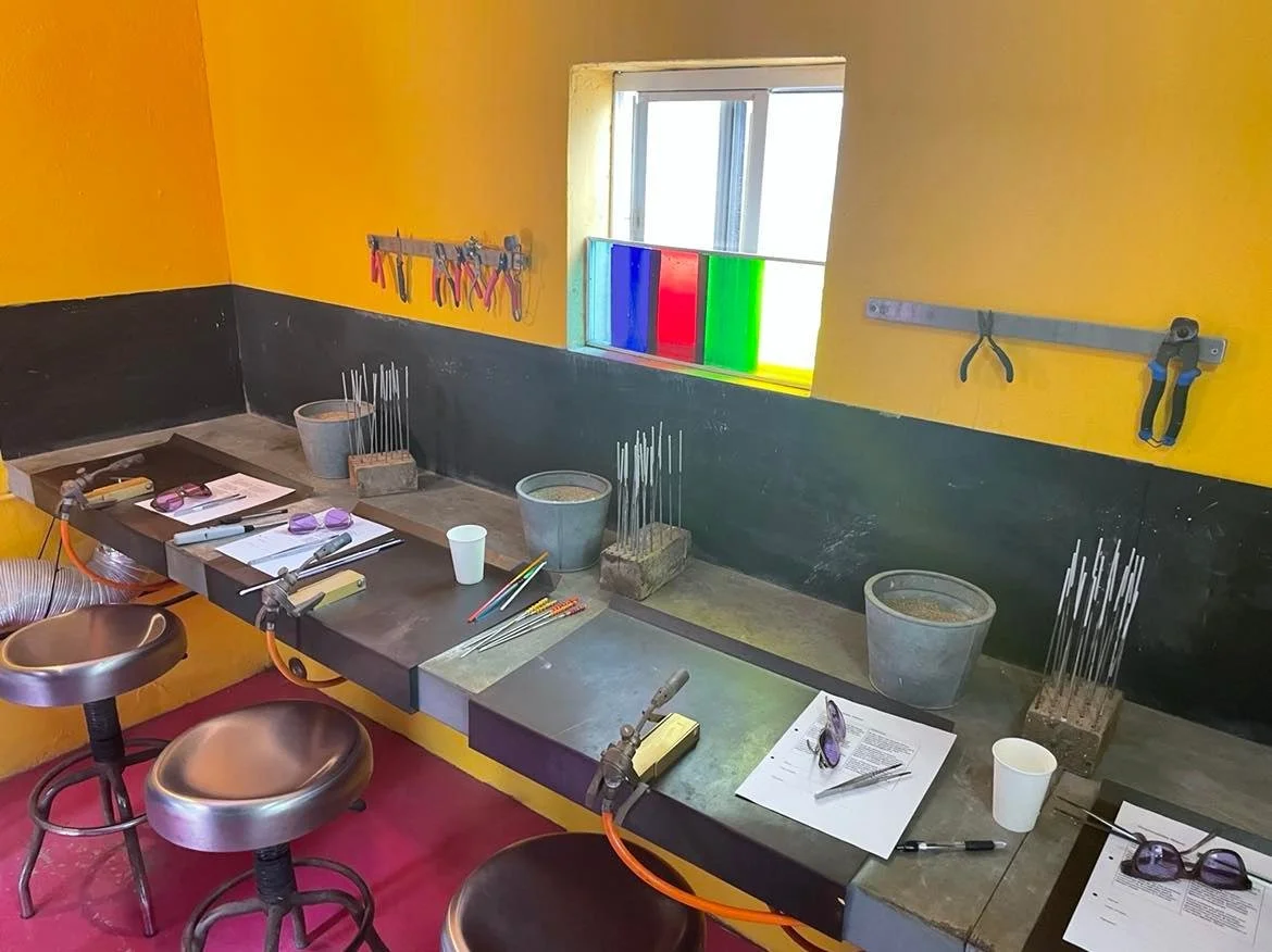Aruba Guide: Glass Bead Making 