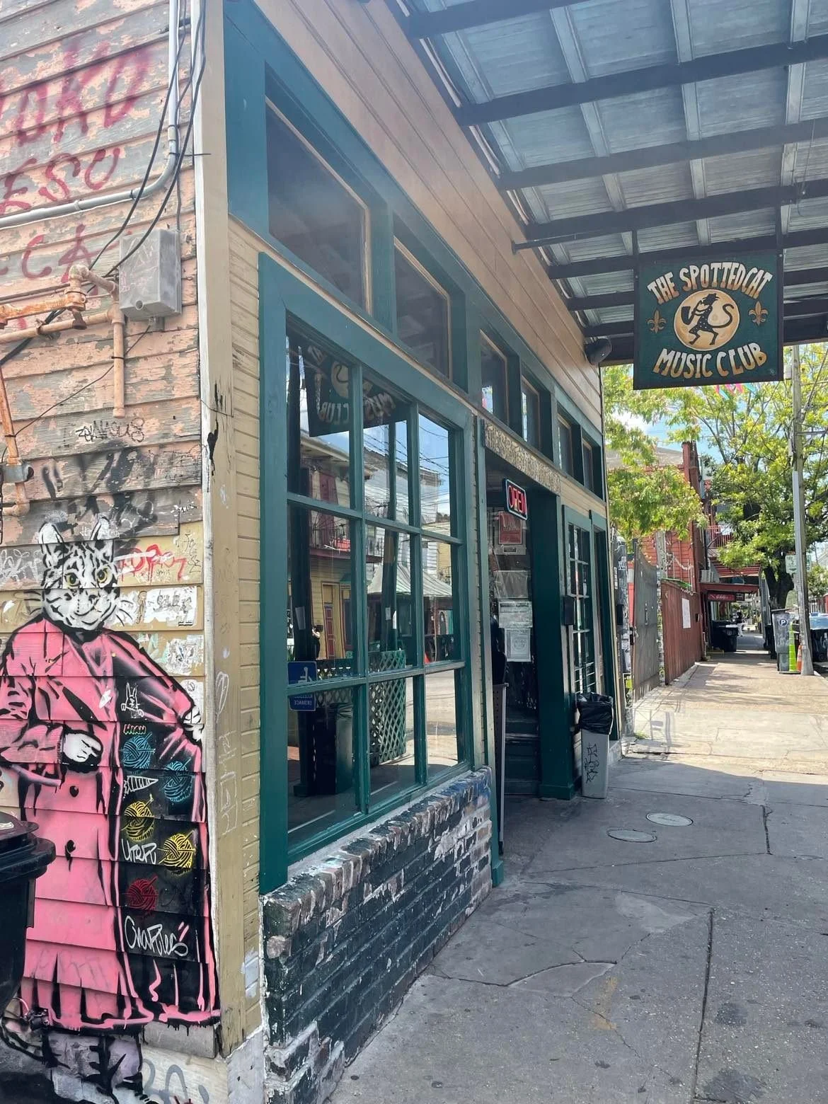 New Orleans Guide: The Spotted Cat Music Club 
