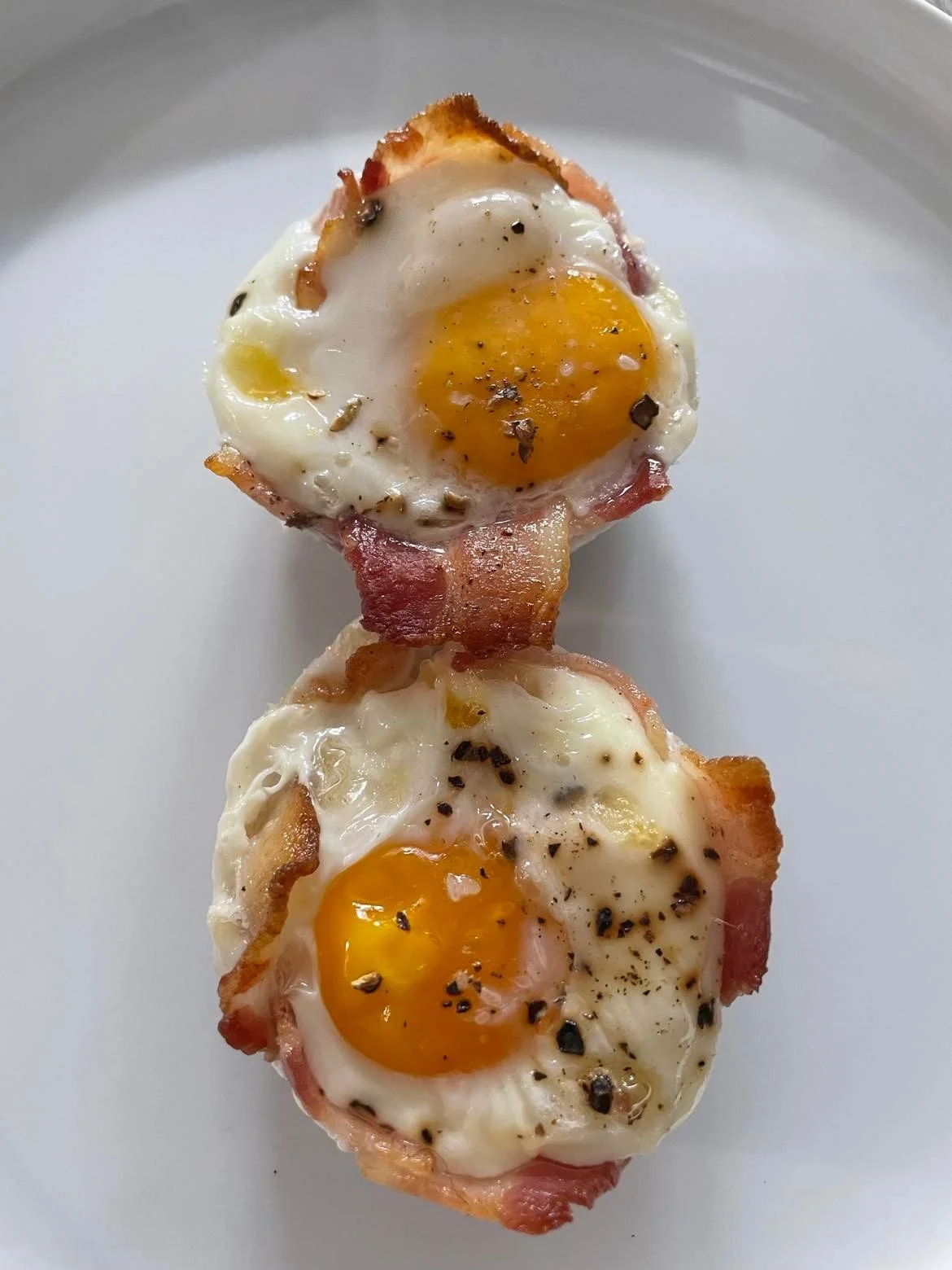 EATS: Bacon, Egg, Cheddar Cup