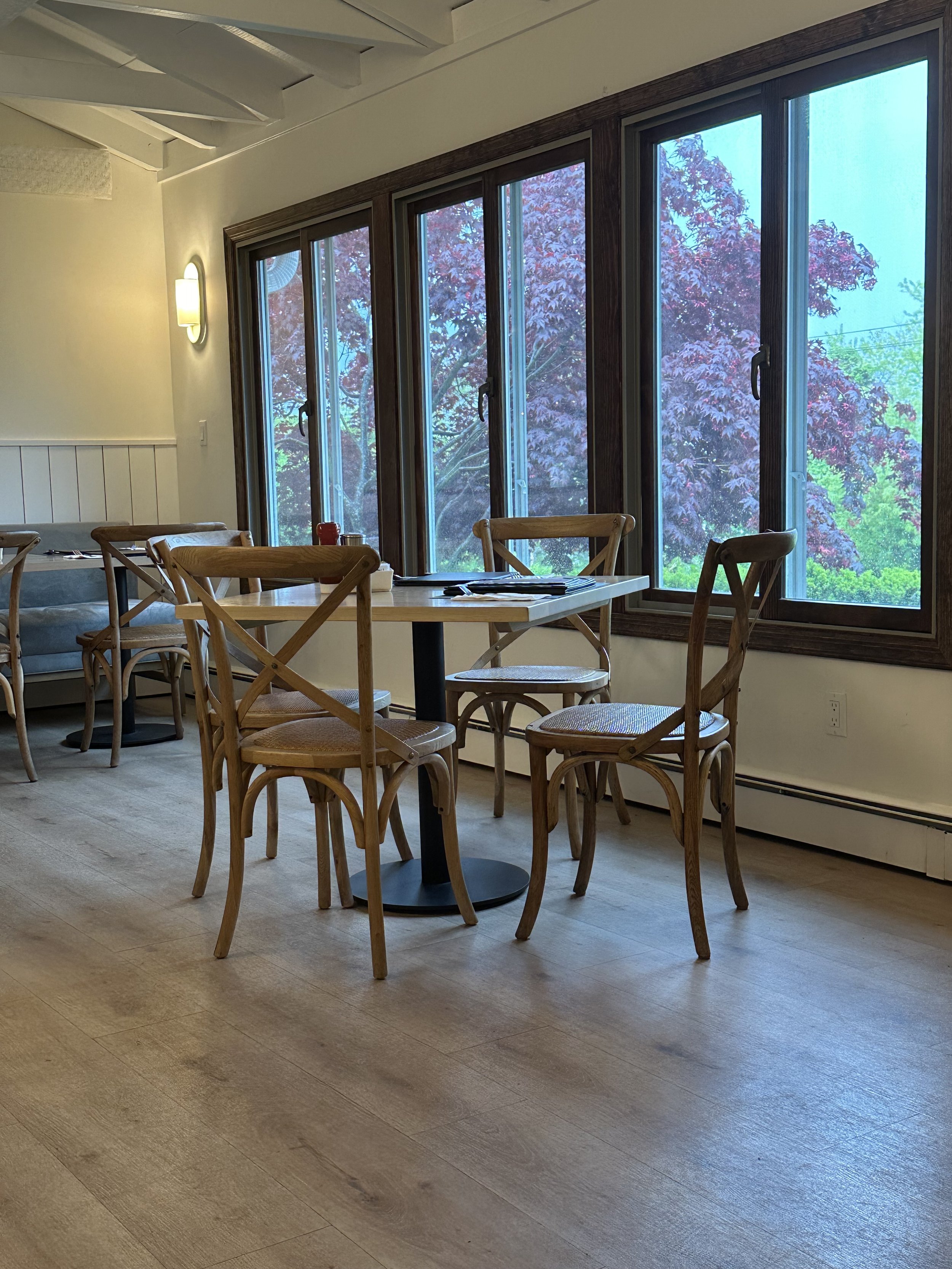 Breakfast at The Hampton Maid 