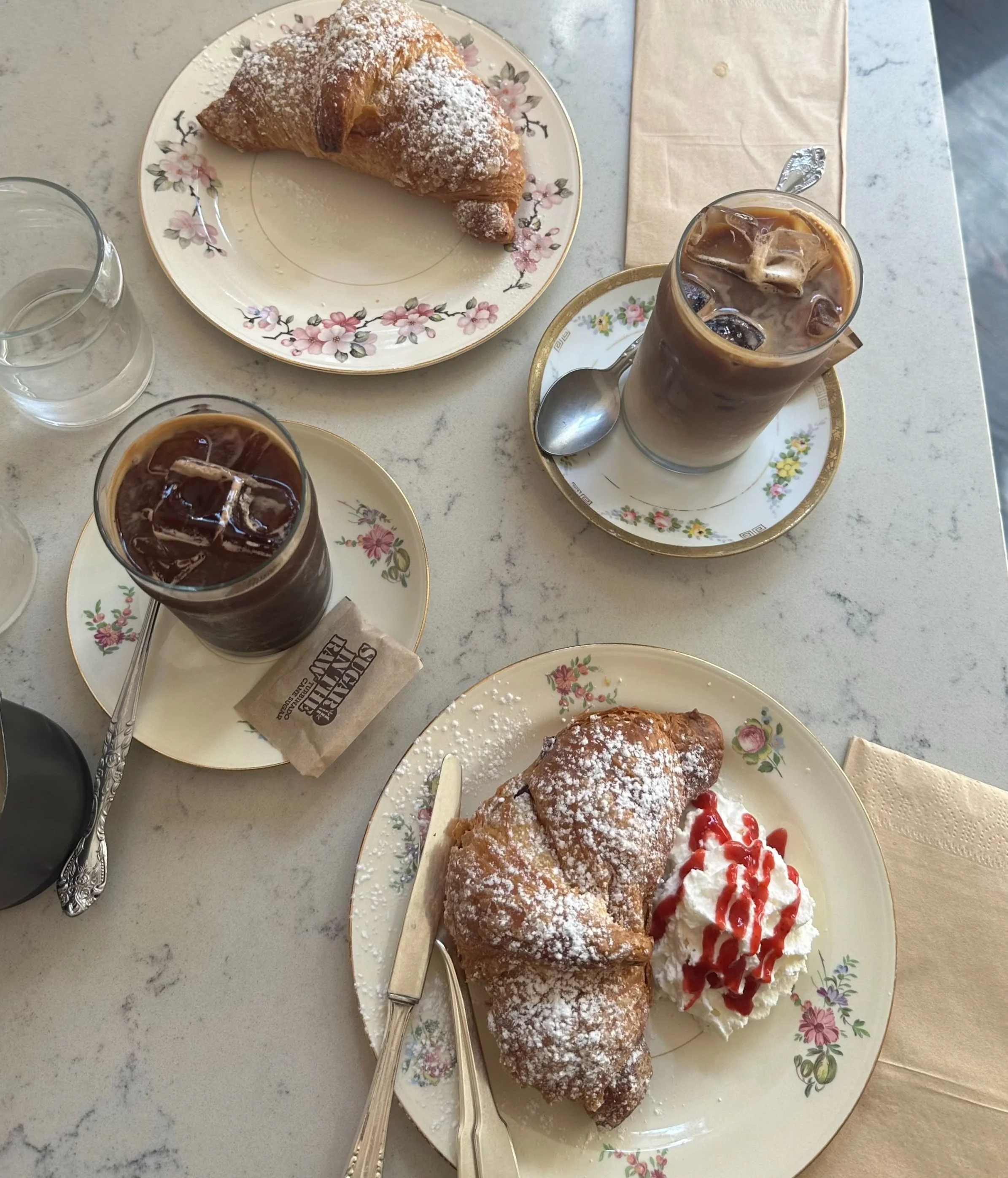 NYC Guide: Sullaluna 