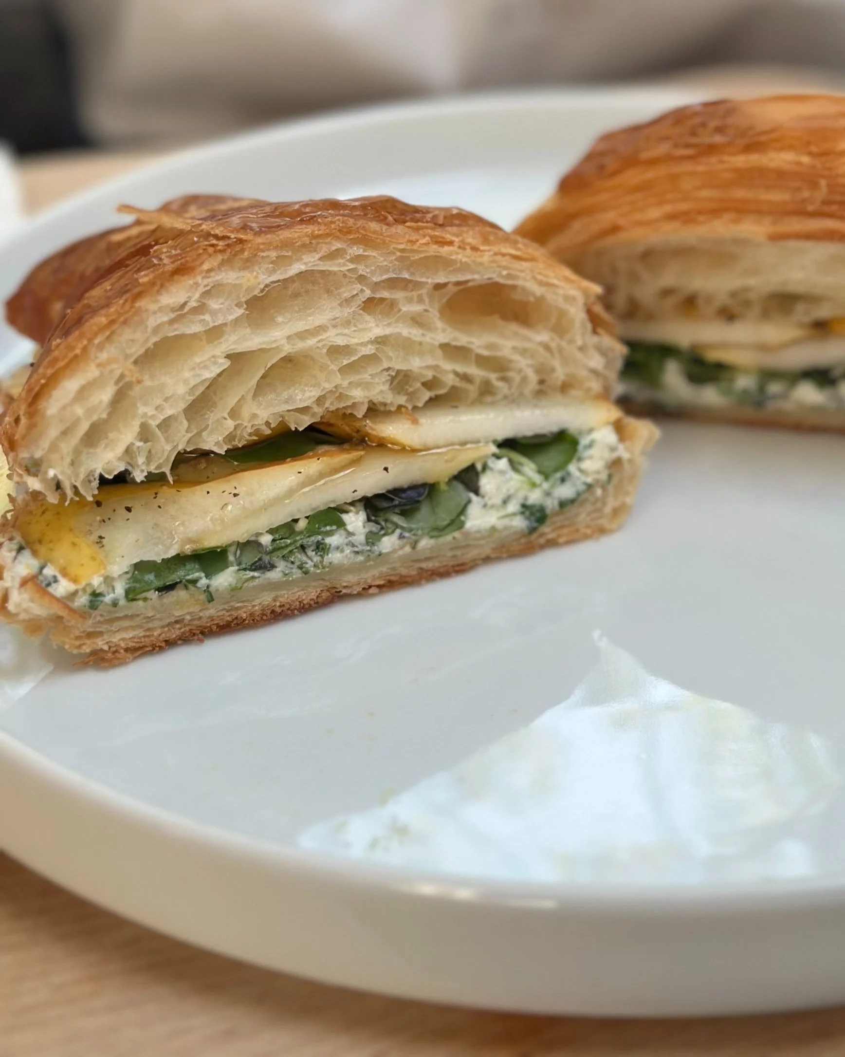 Herb Goat Cheese &amp; Pear Croissant 